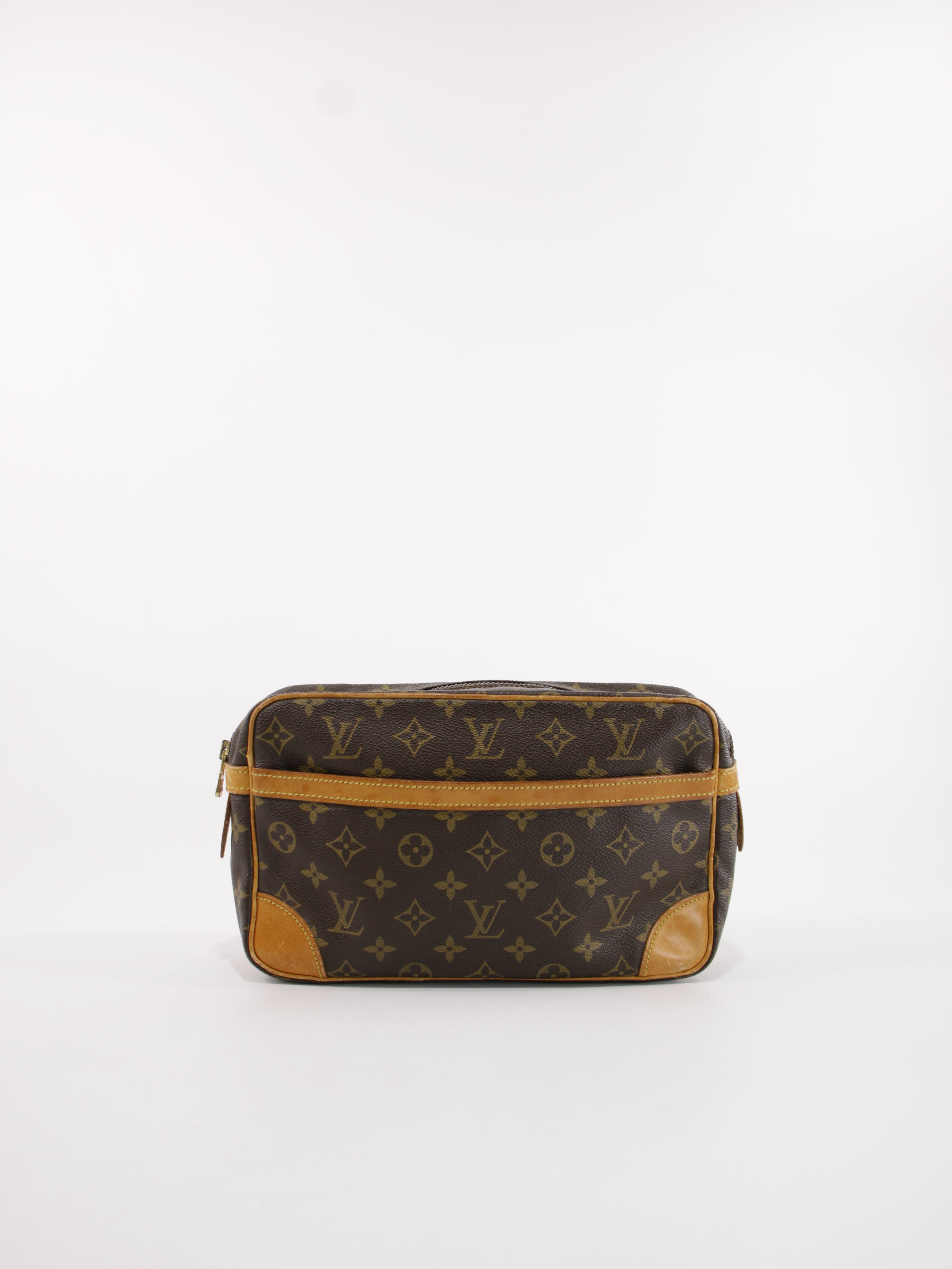 LOUIS VUITTON POUCHES