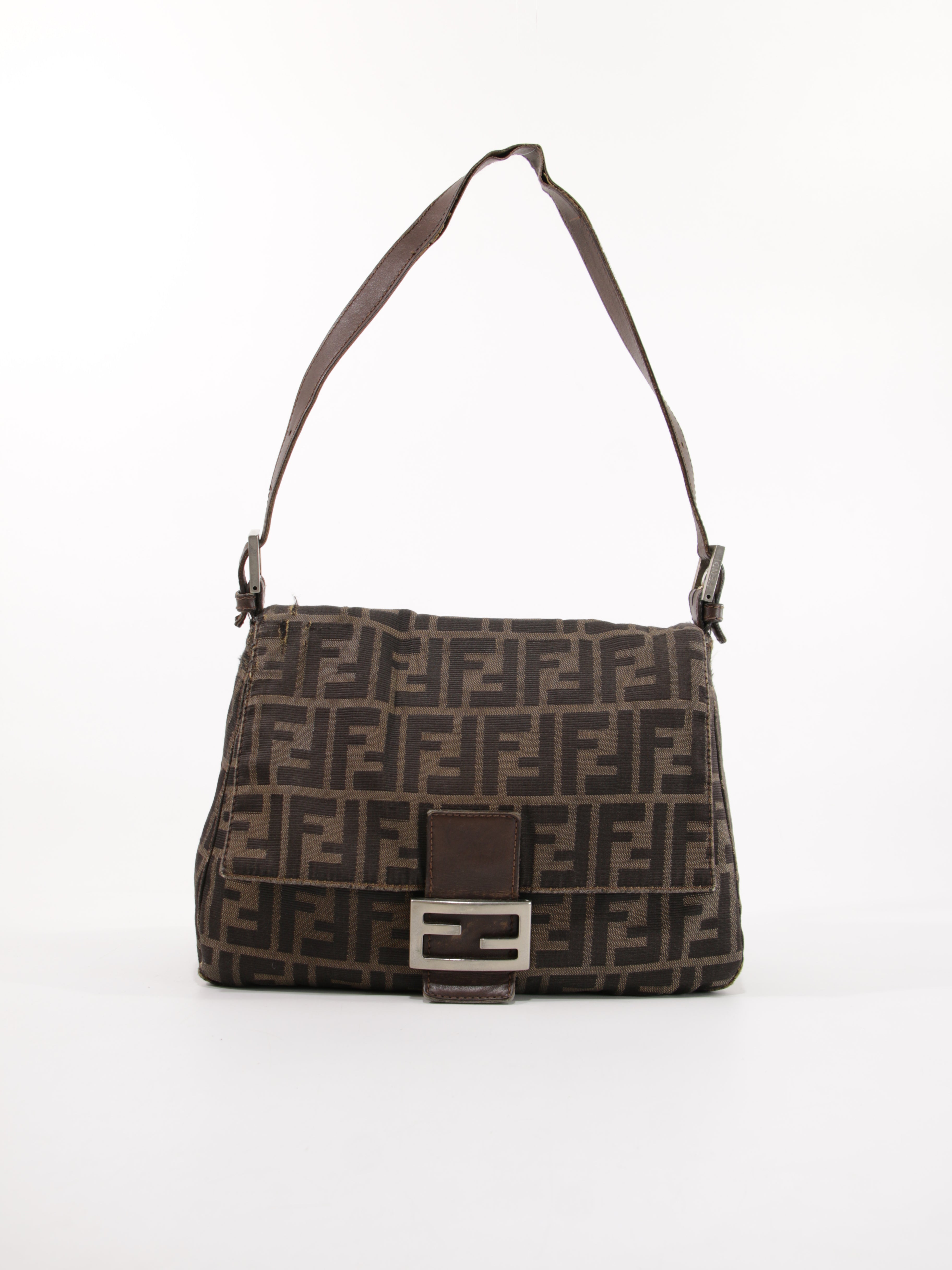 FENDI SHOULDER BAGS