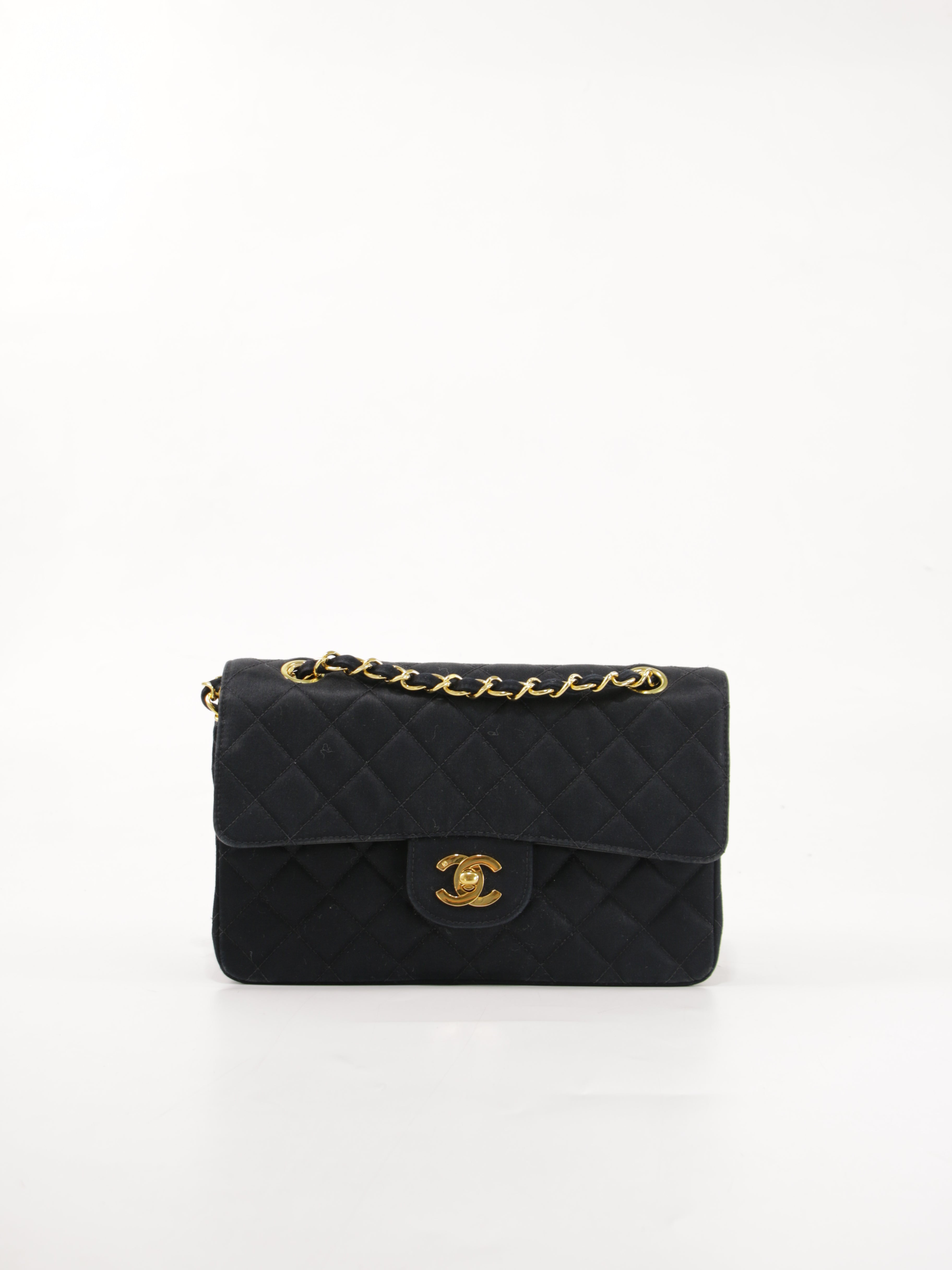 Small Classic Flap