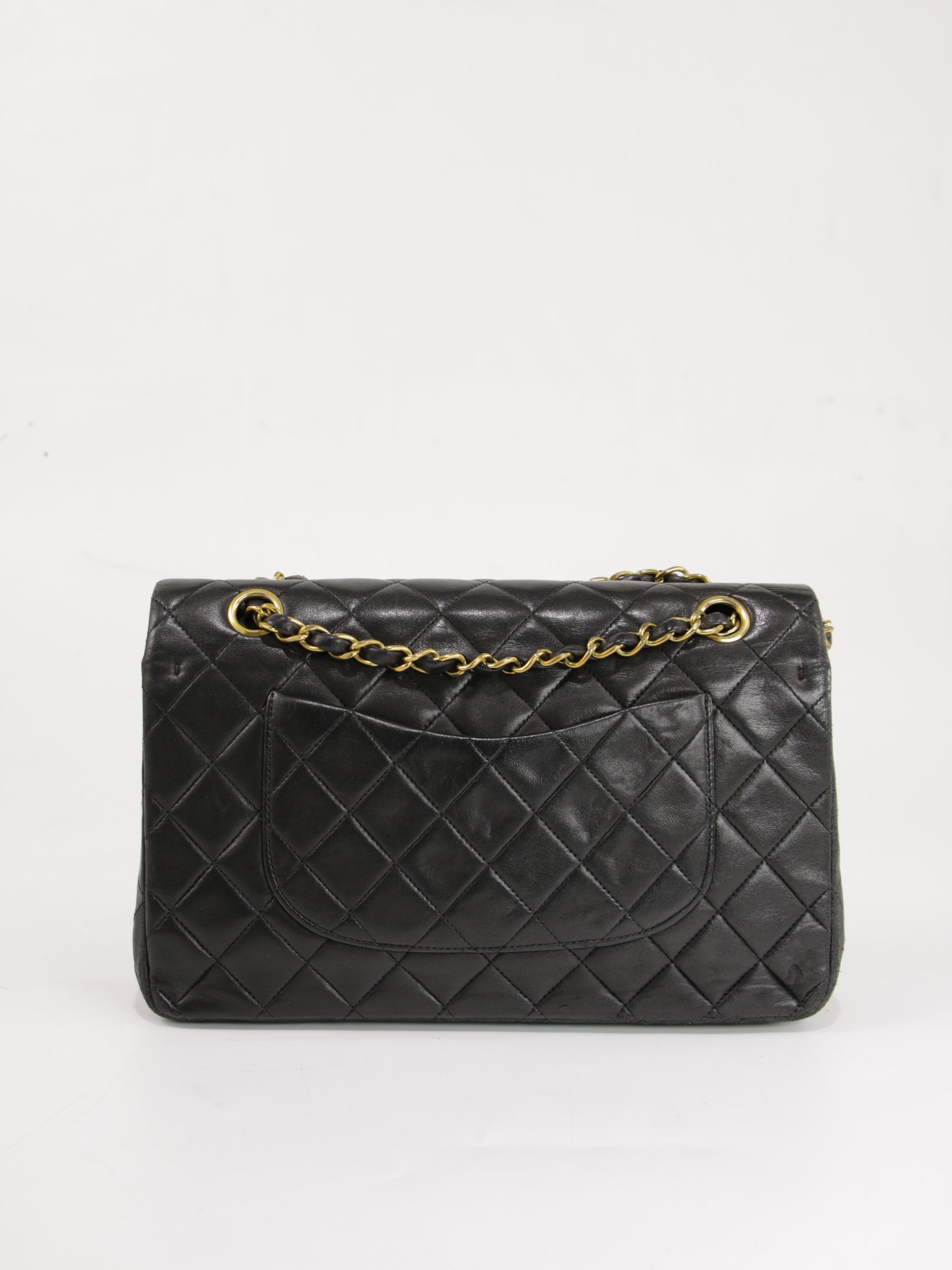 Medium Classic Flap