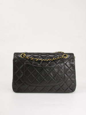 Medium Classic Flap