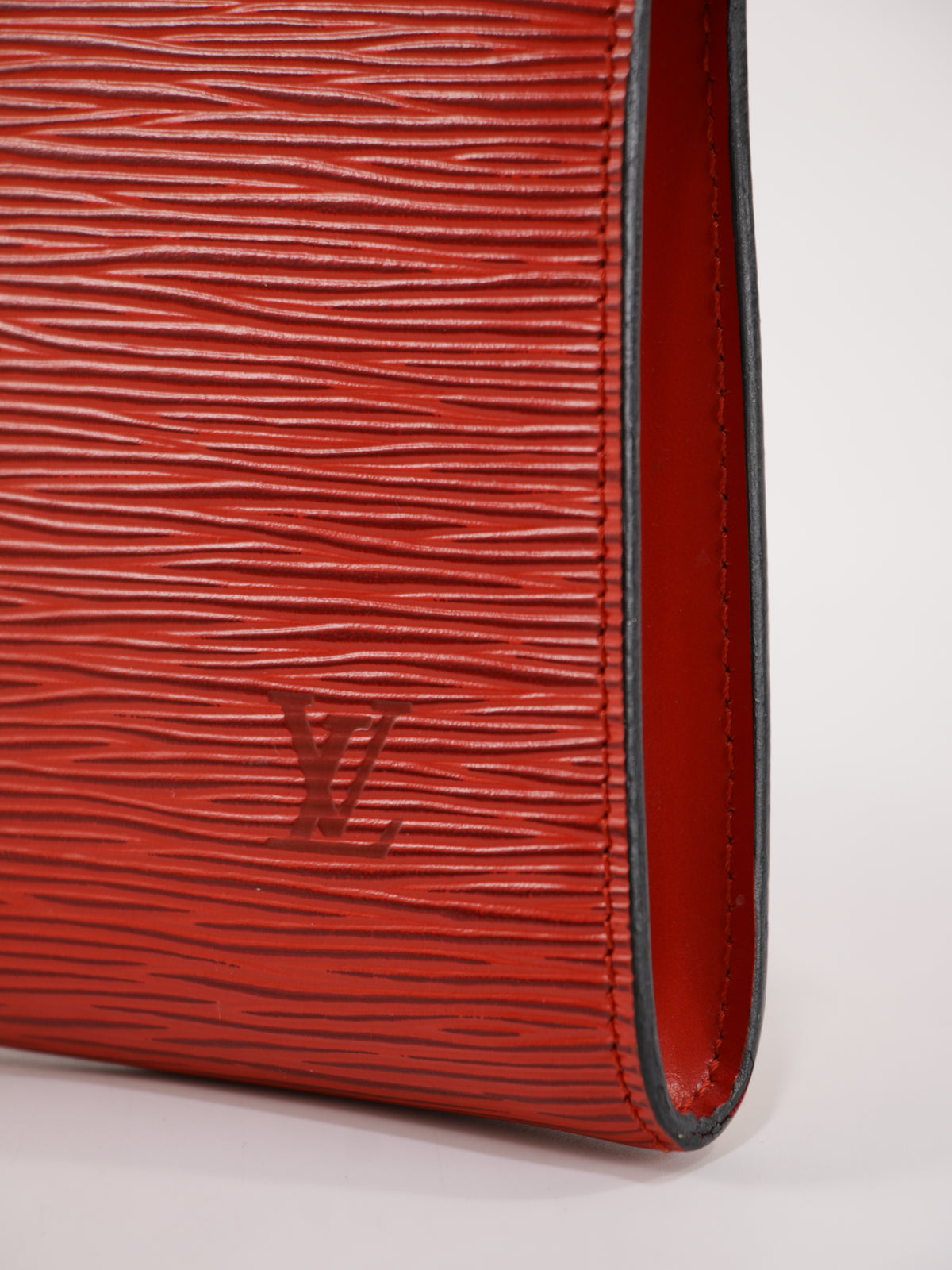 Louis Vuitton Epi Pochette