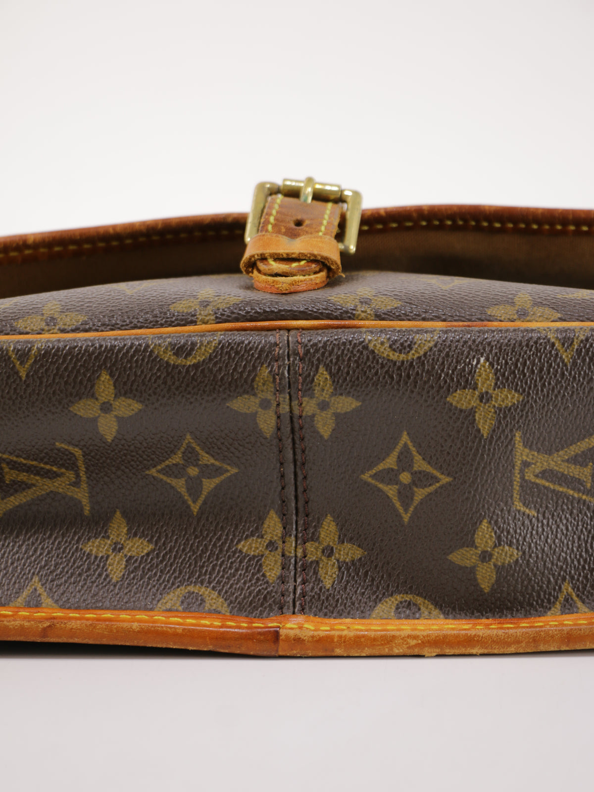 Louis Vuitton Sologne