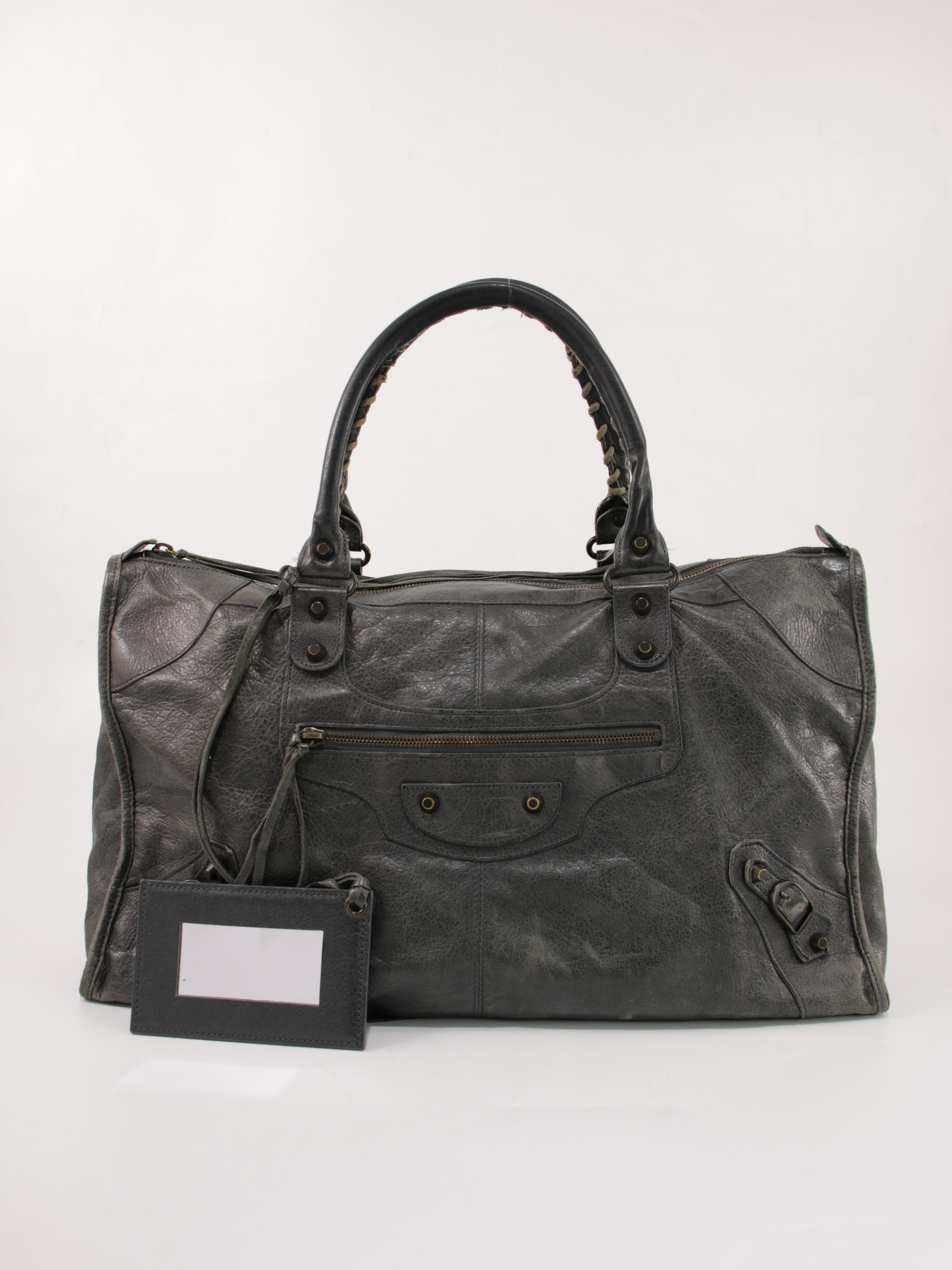 バッグ BALENCIAGA the city bag black y2k Y2K時代を飾った“it”バッグ。「バレンシアガ」“ル シティ”が復活