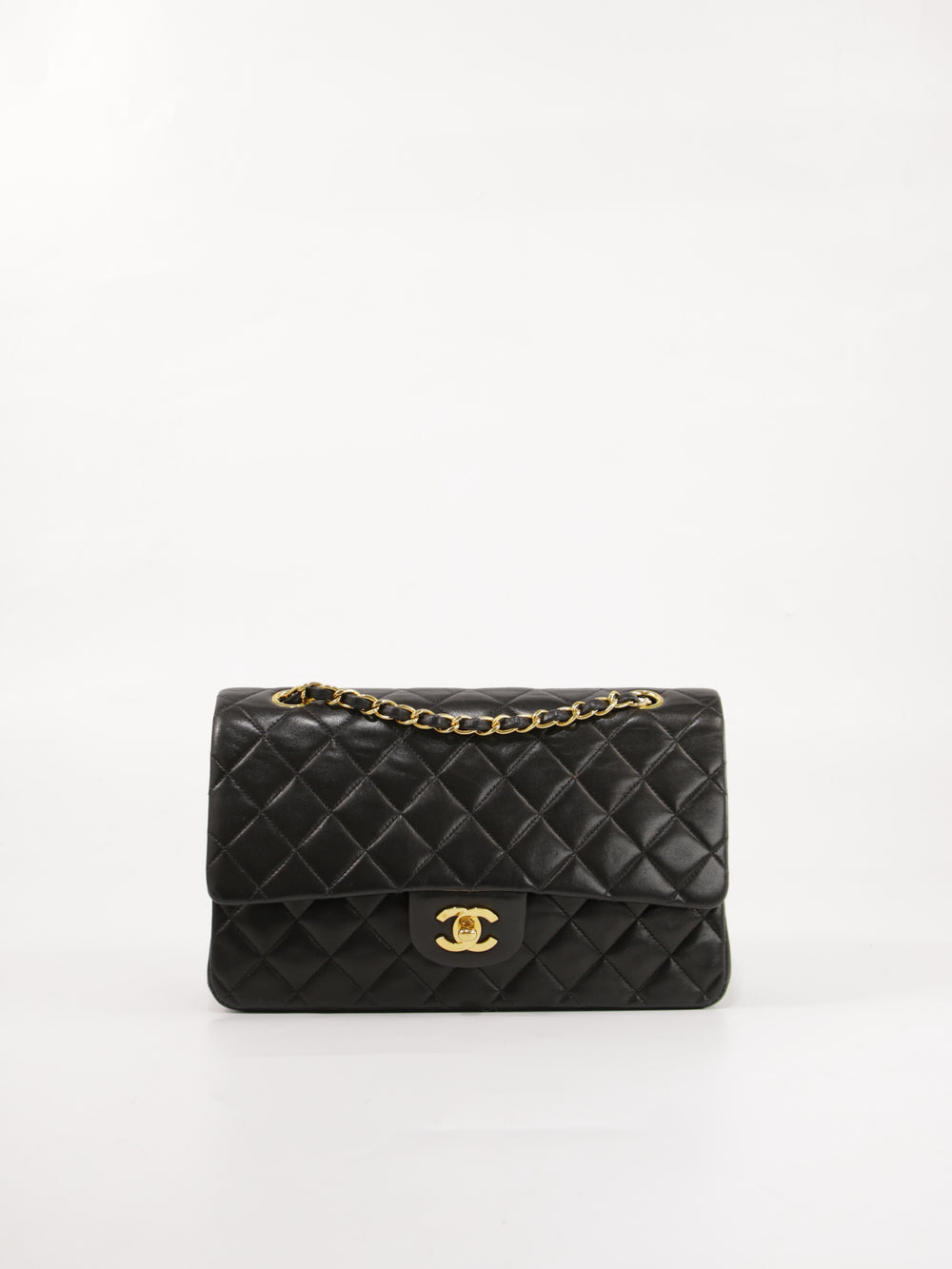 Medium Classic Flap