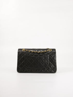 Medium Classic Flap