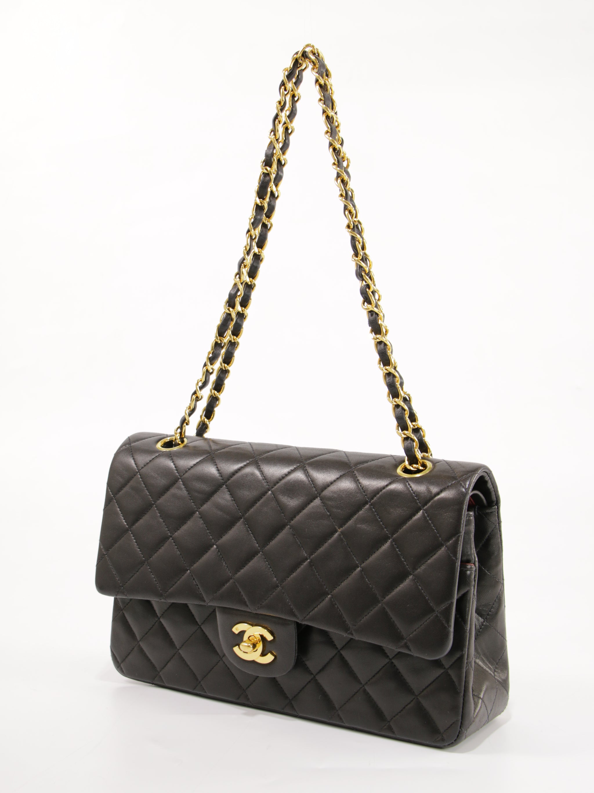 Medium Classic Flap