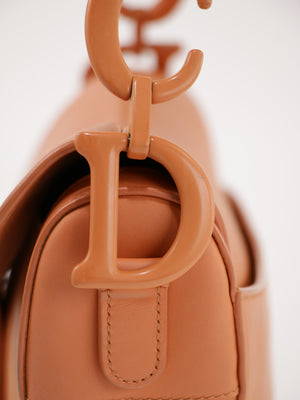 Saddle