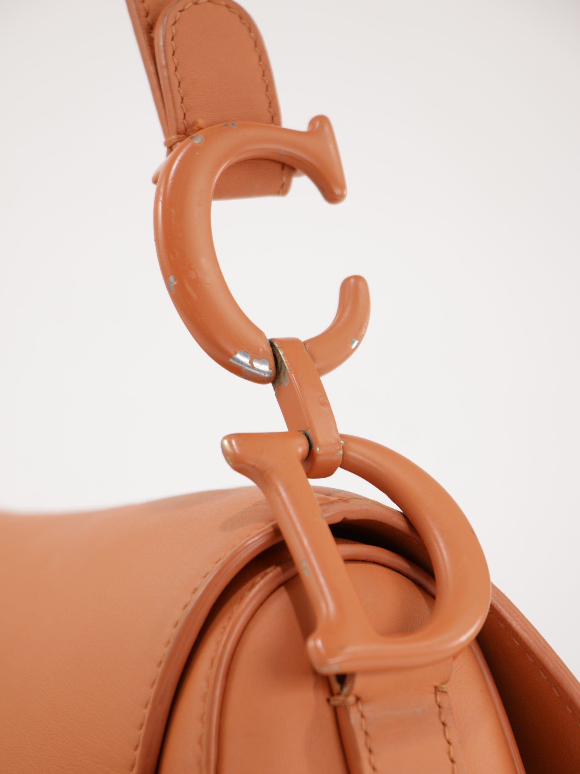 Saddle
