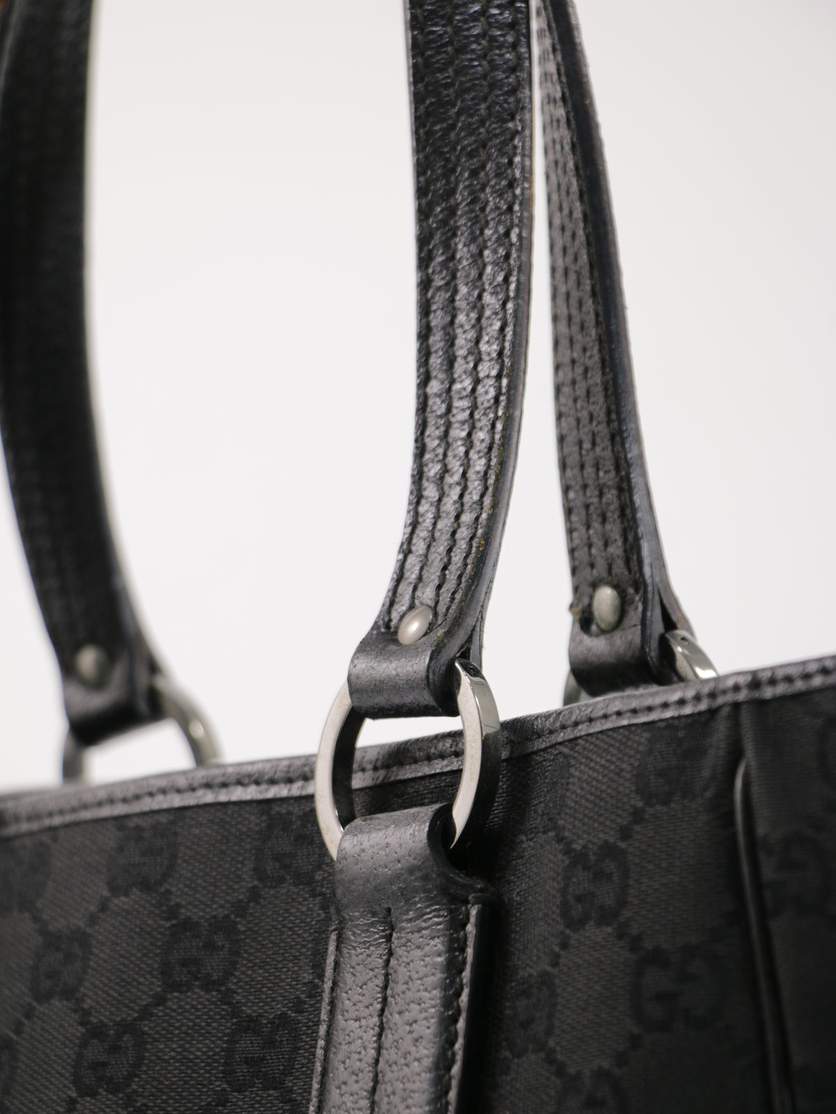 Gucci Shoulder Bag