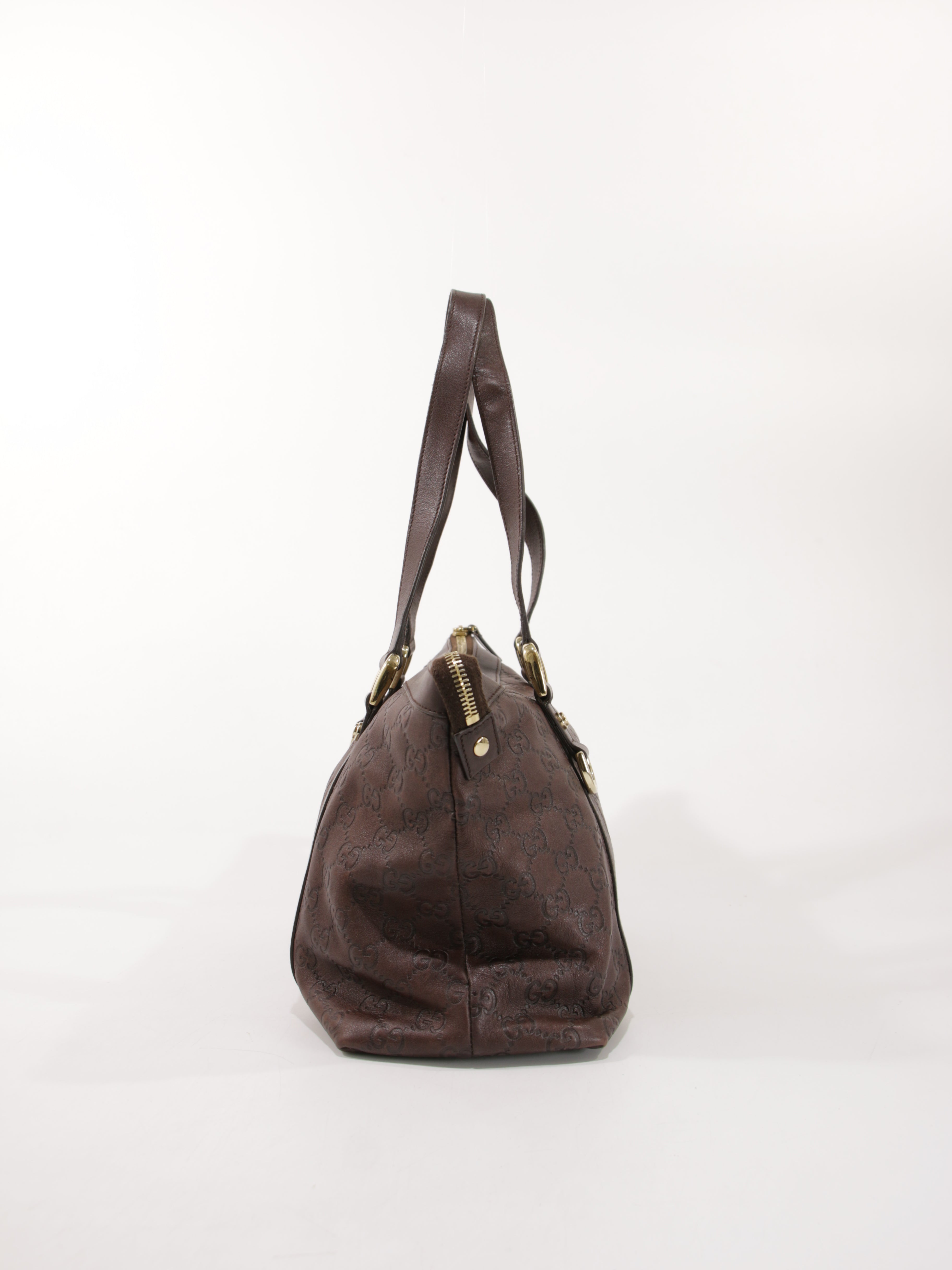 Abbey Zip Tote