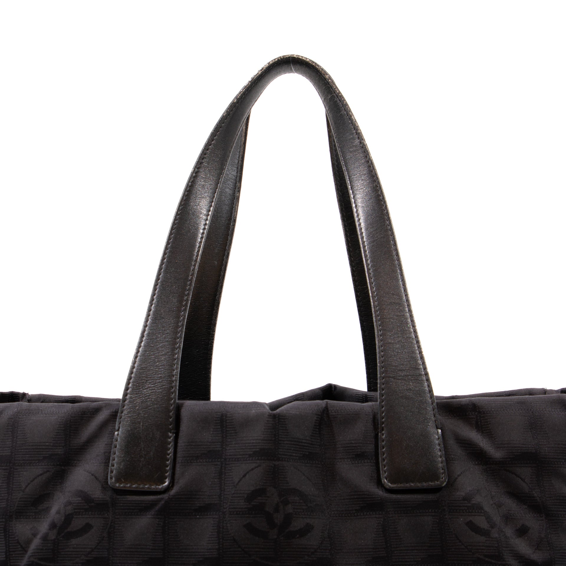 Medium New Travel Line Tote