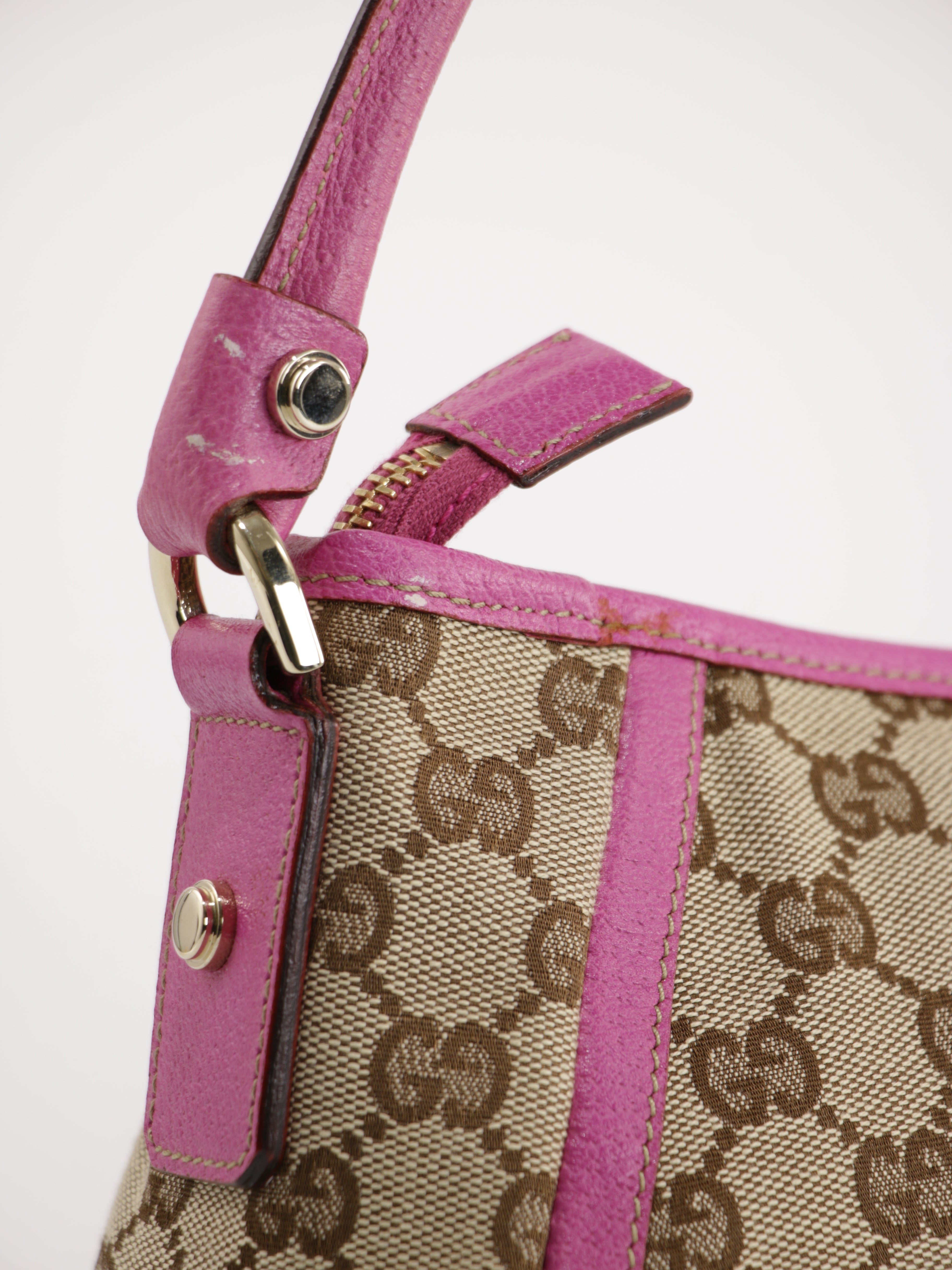 Abbey D-Ring Pochette