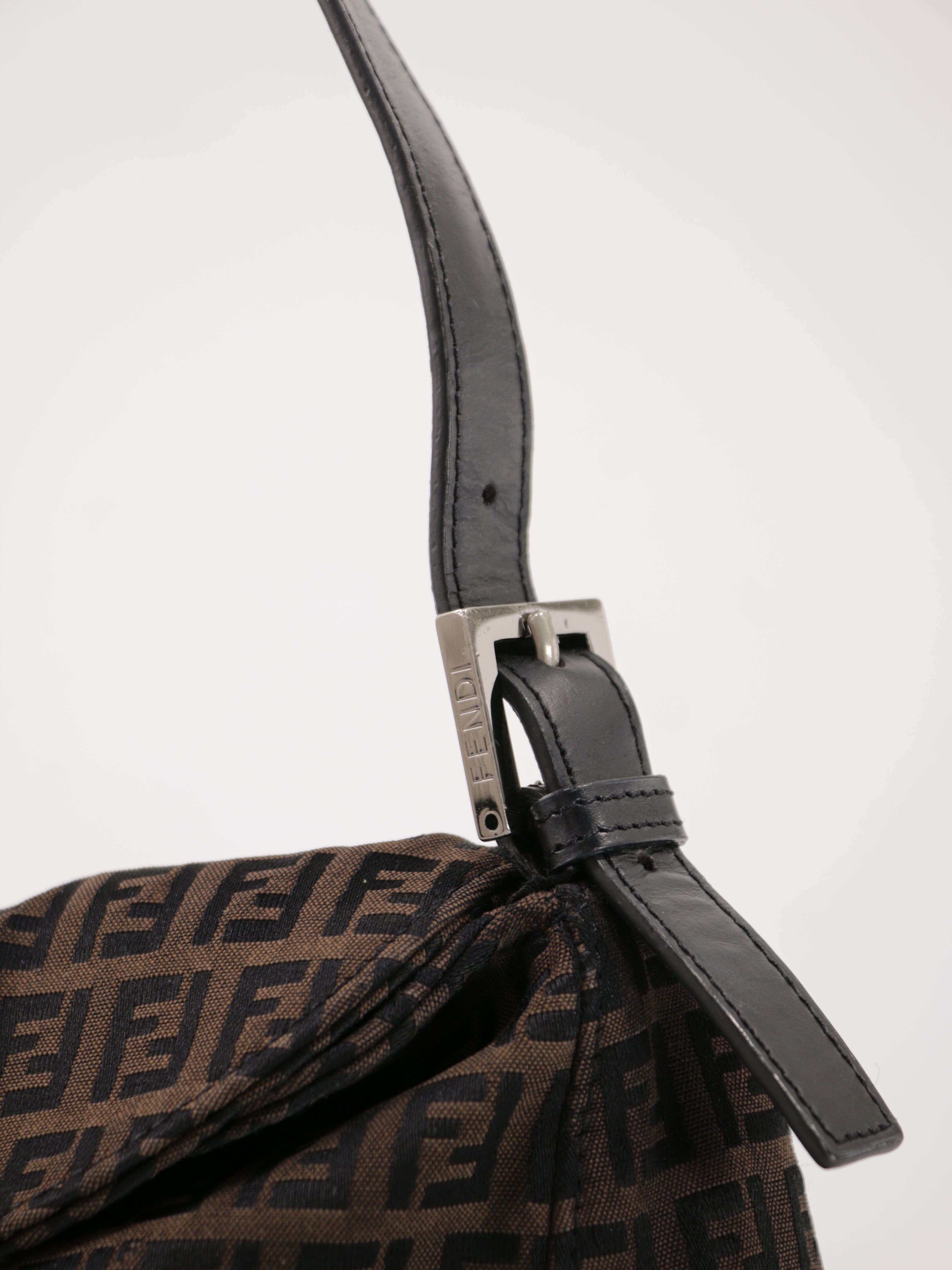 Double Flap Mamma