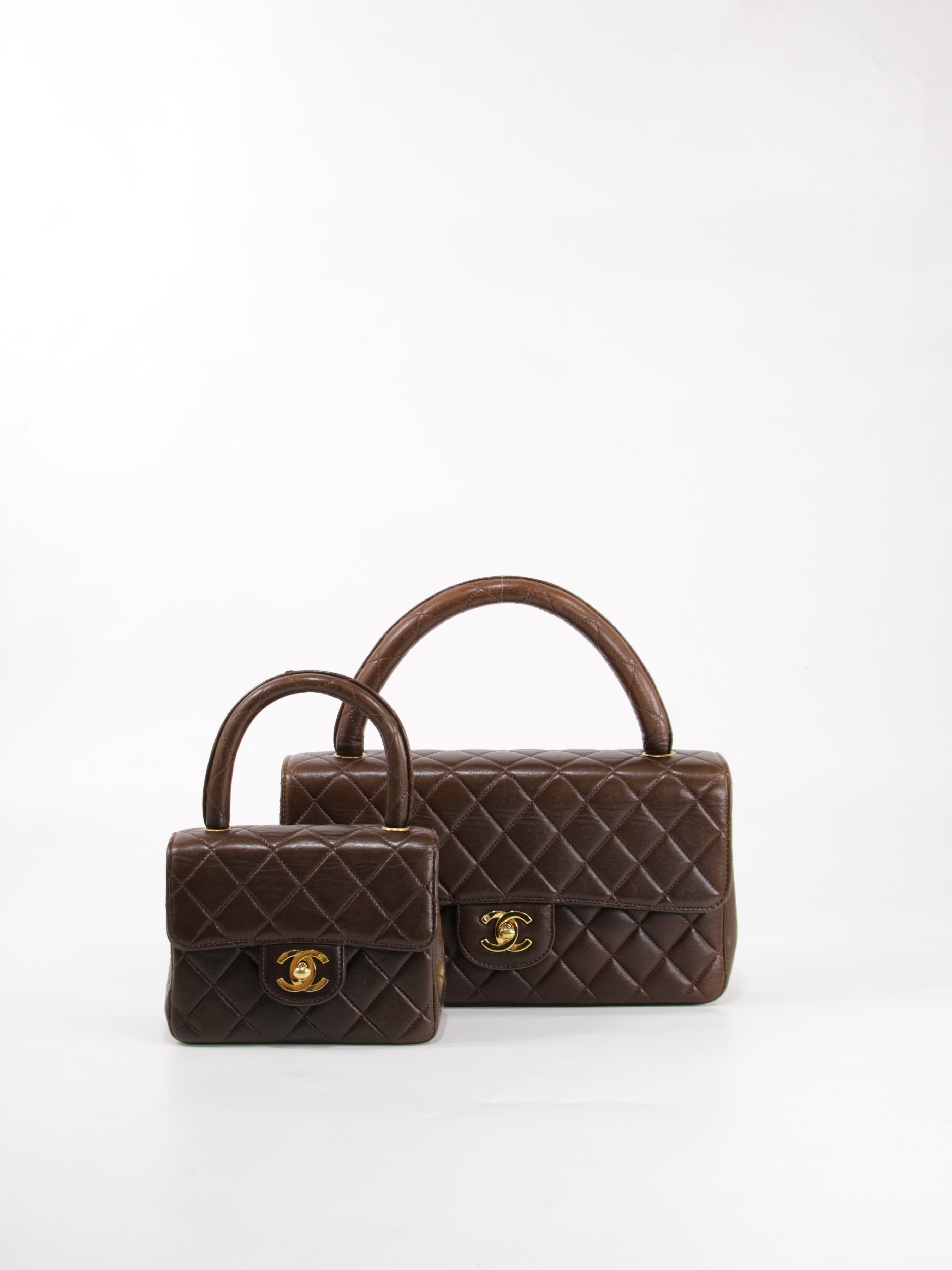 CHANEL - TOP HANDLE