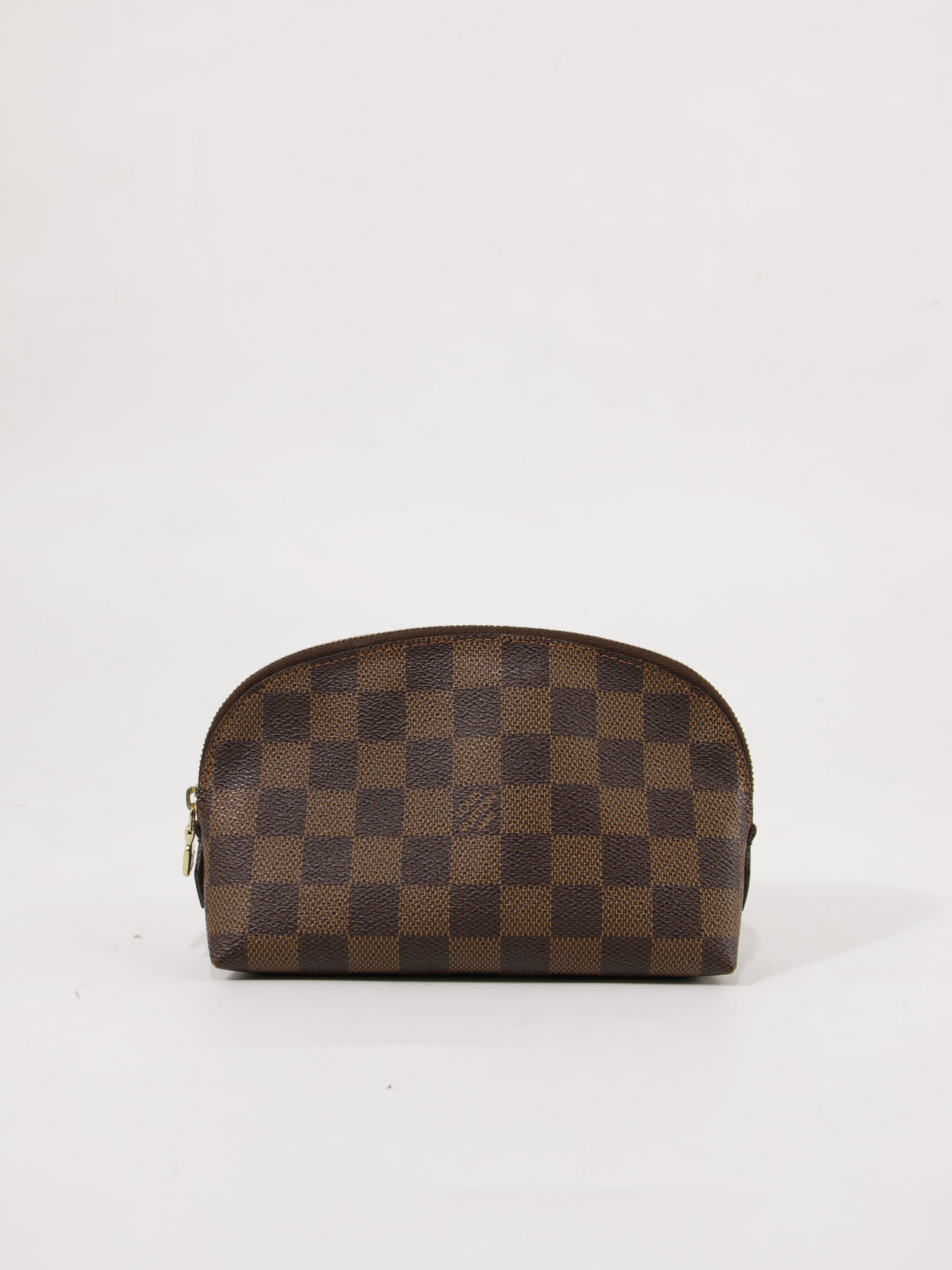 Cosmetic pouch