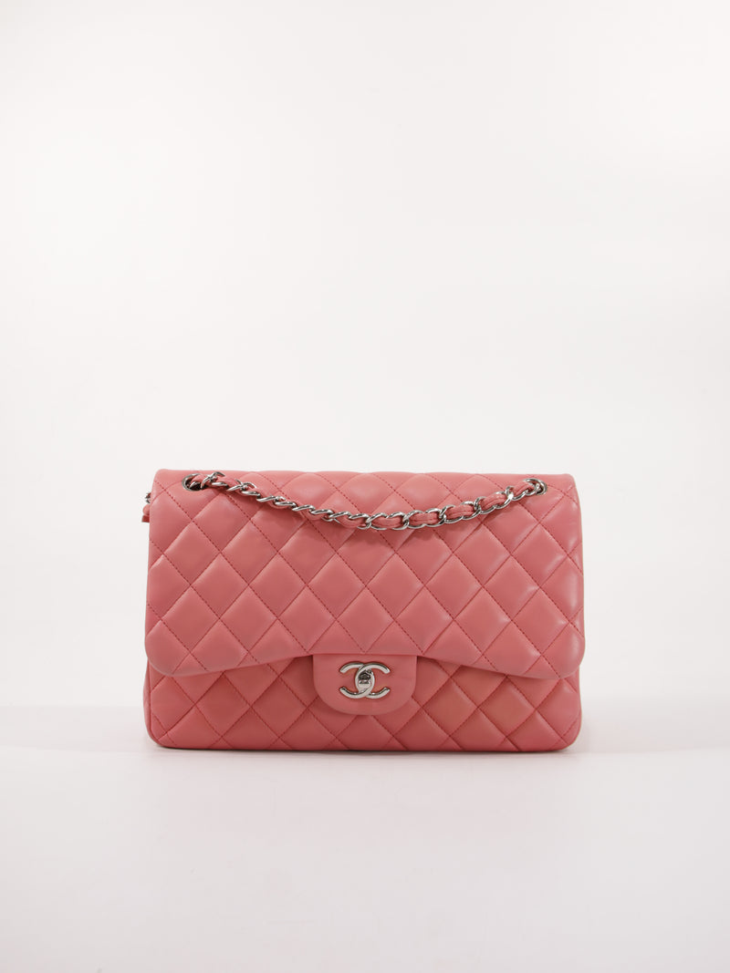 CHANEL - JUMBO FLAP
