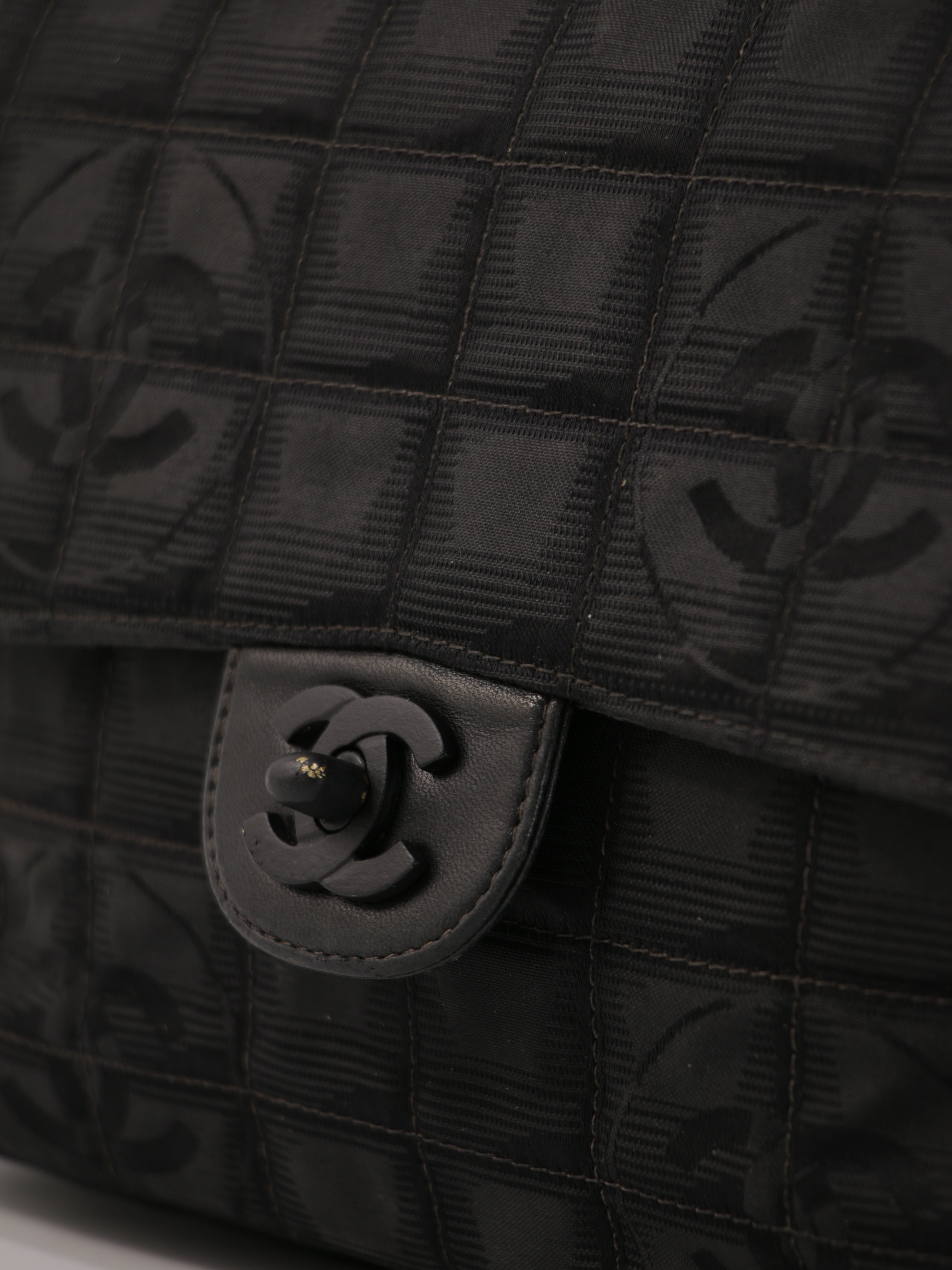 Medium Single Flap