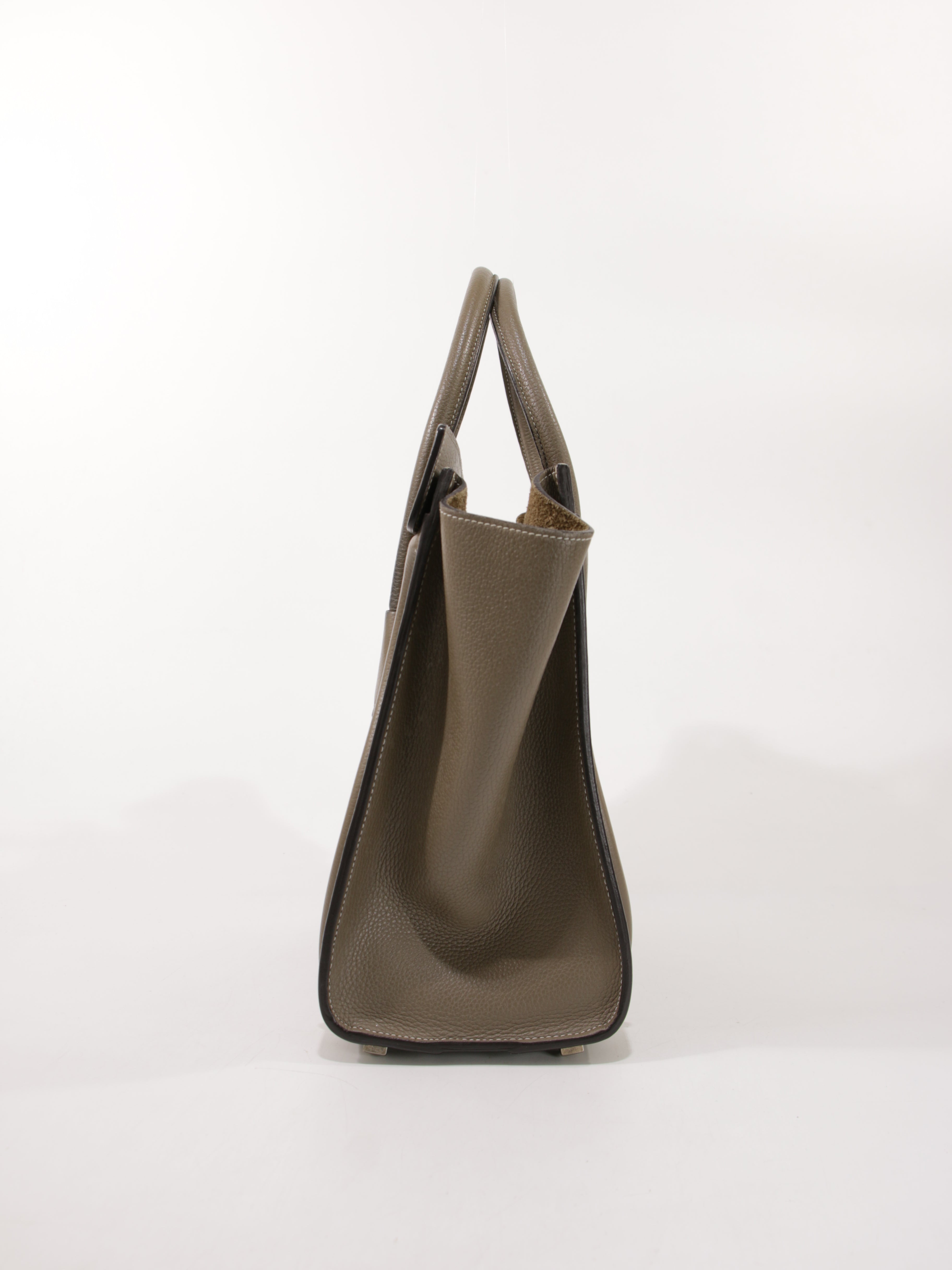 Medium Luggage