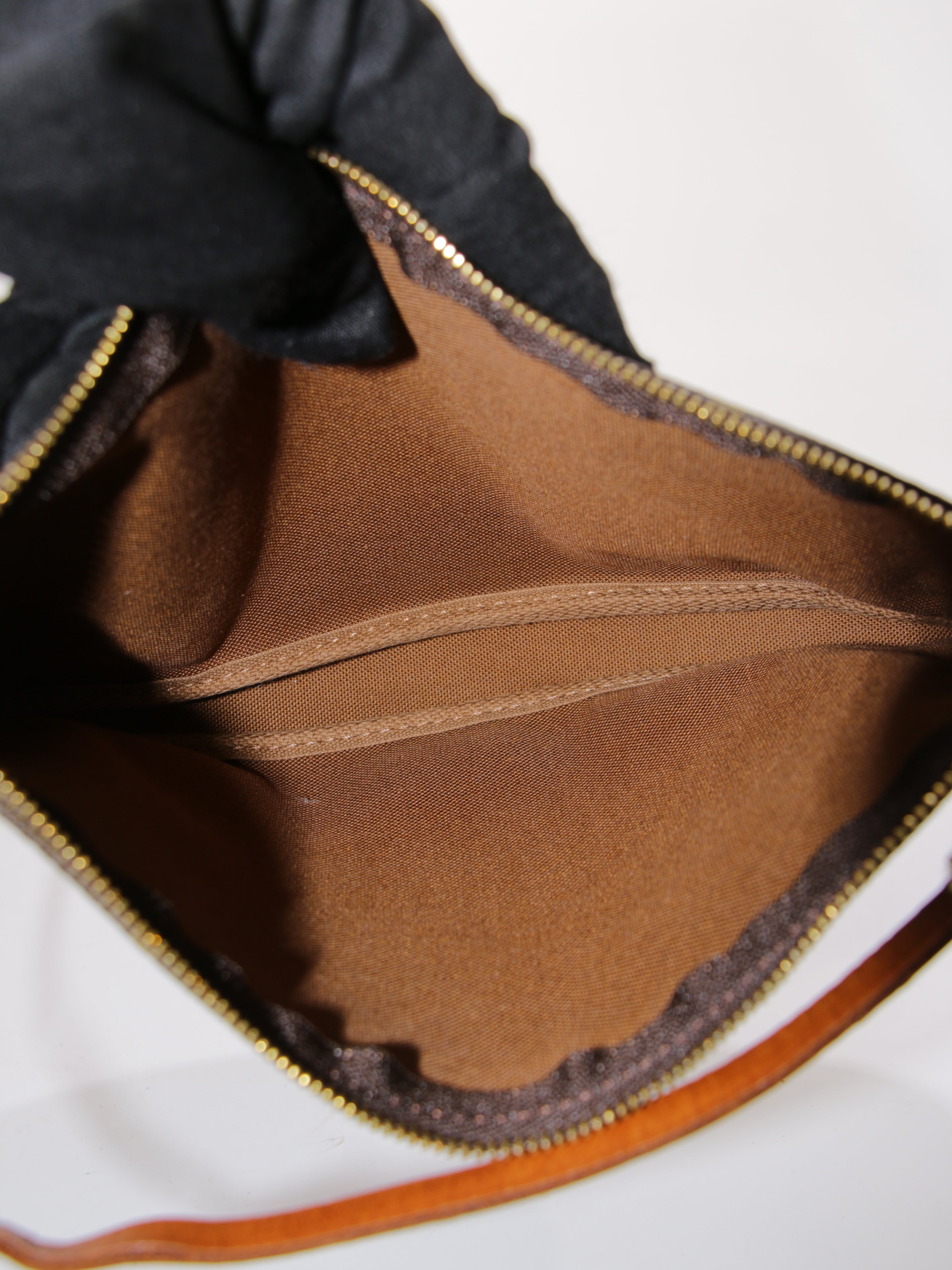 Louis Vuitton Accessories Pochette