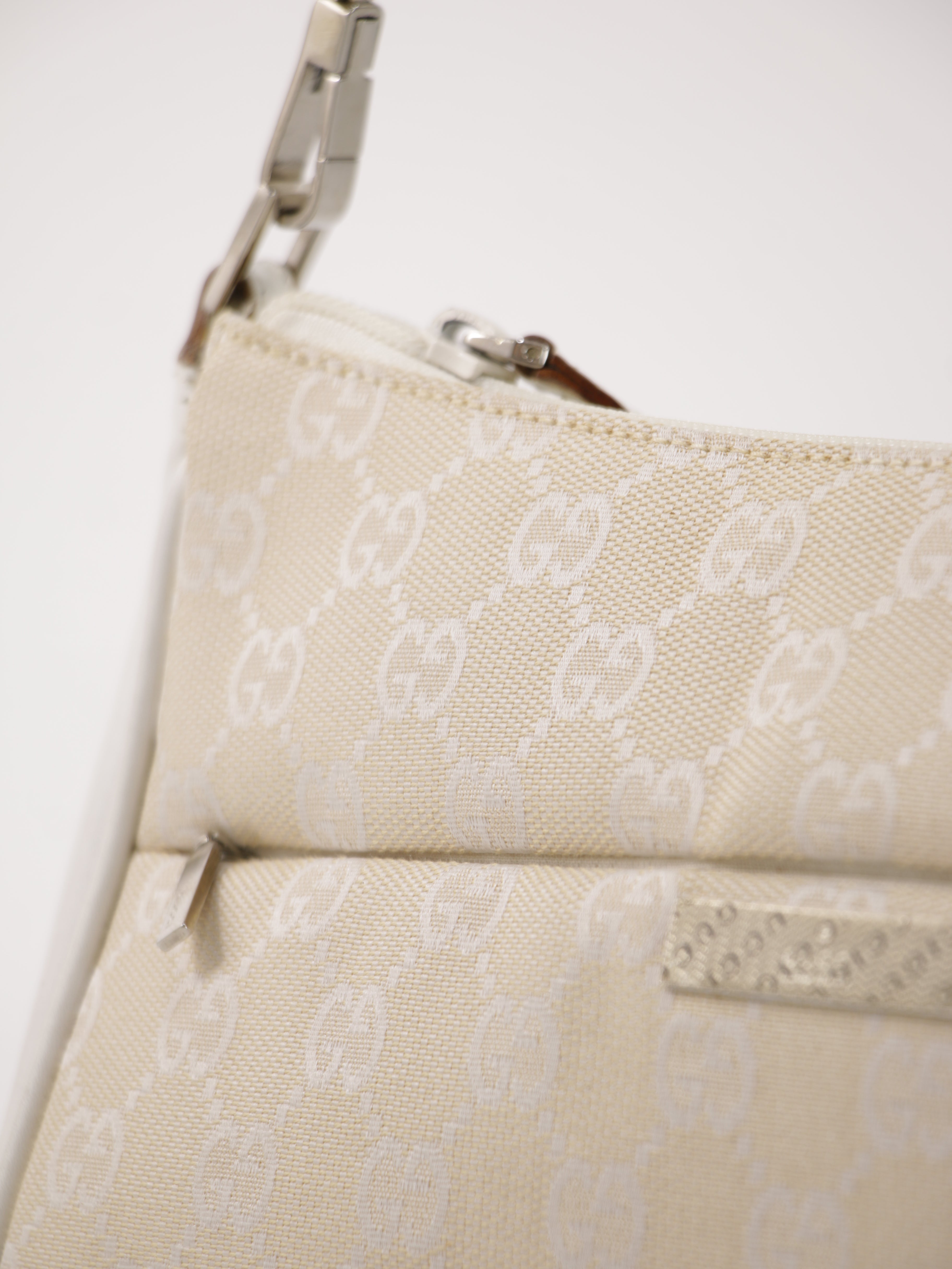Gucci Shoulder Bag