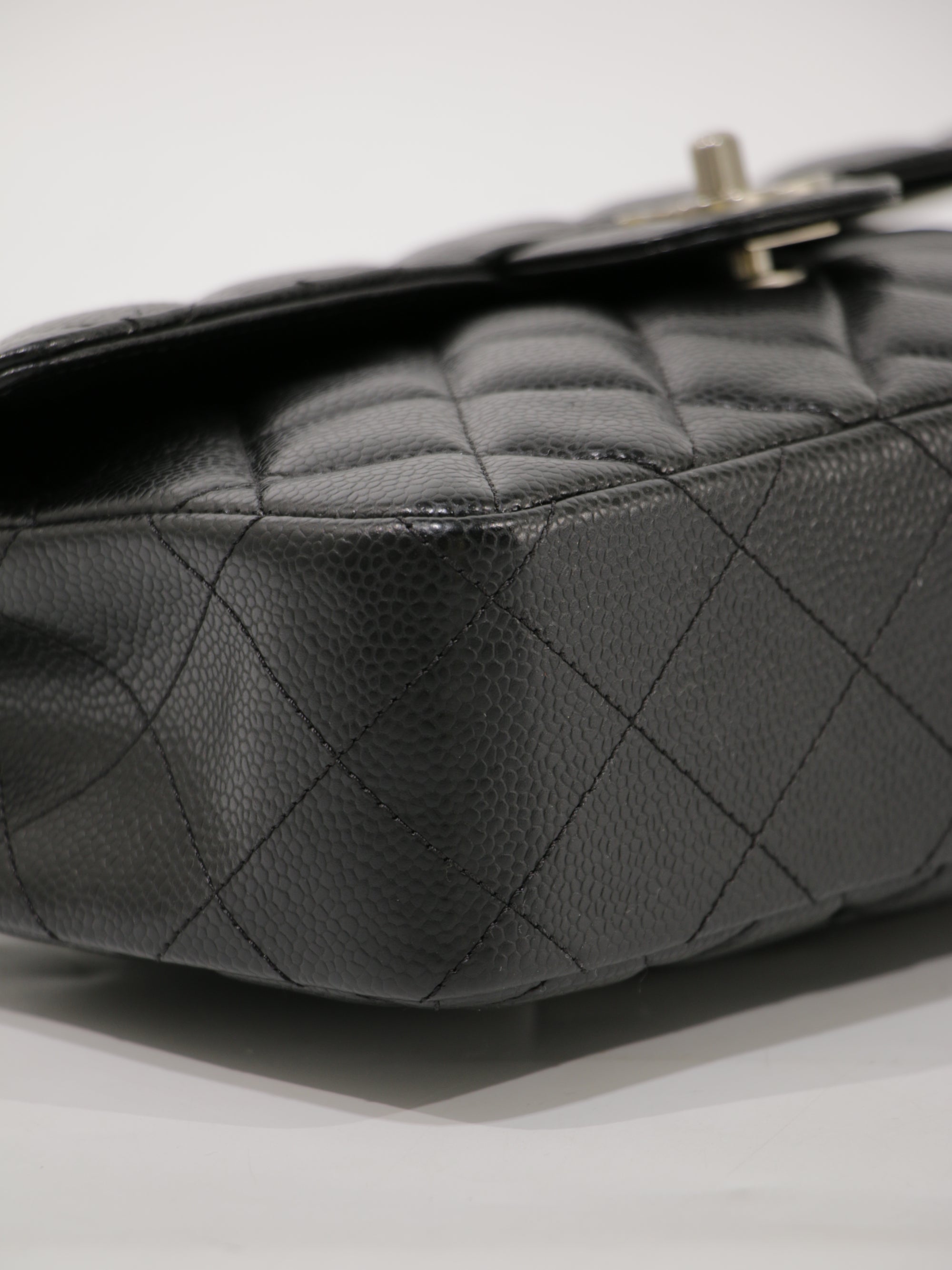 Medium Single Flap