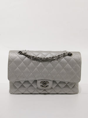 Medium Classic Flap