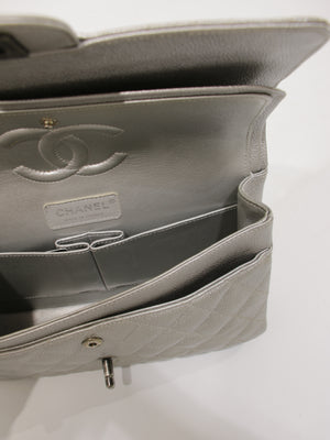 Medium Classic Flap