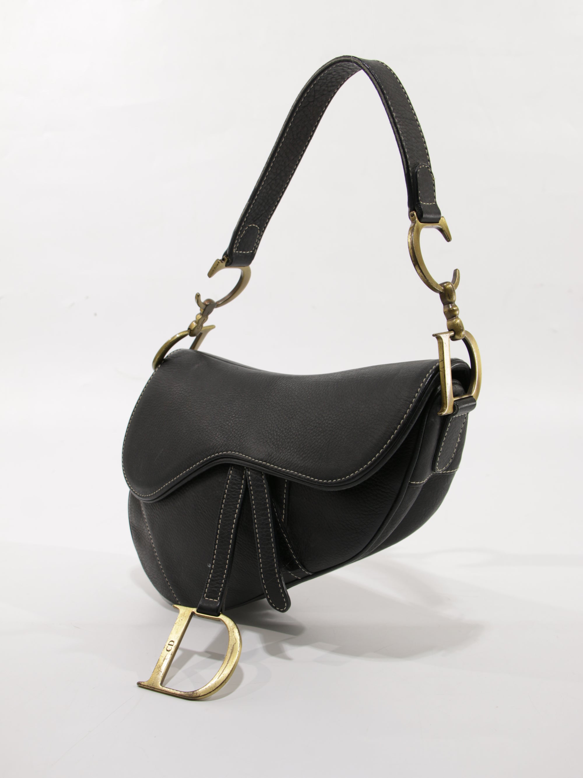 Saddle