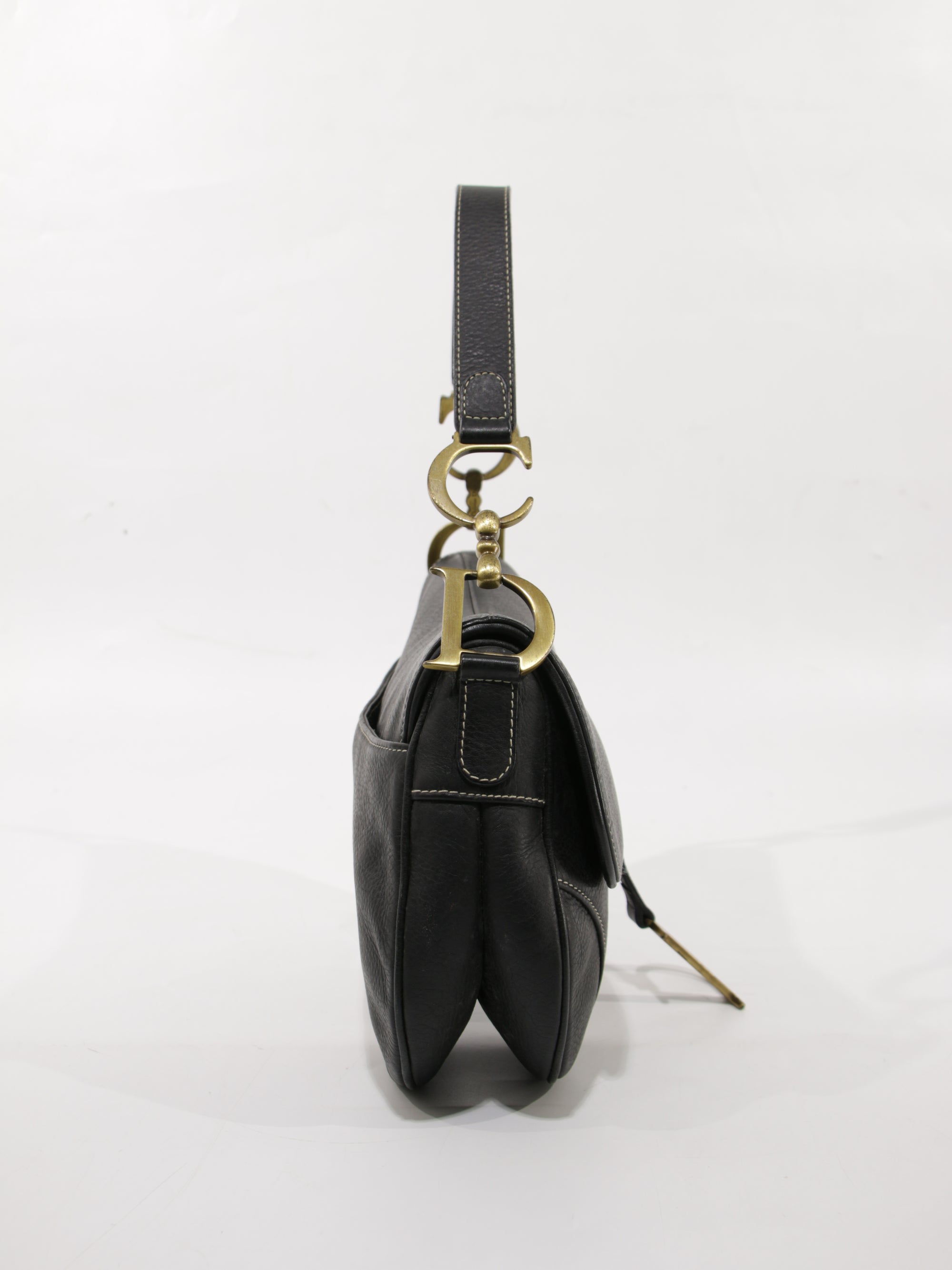 Saddle