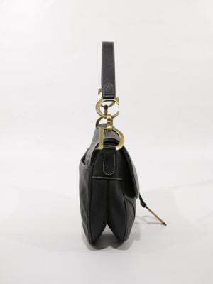 Saddle