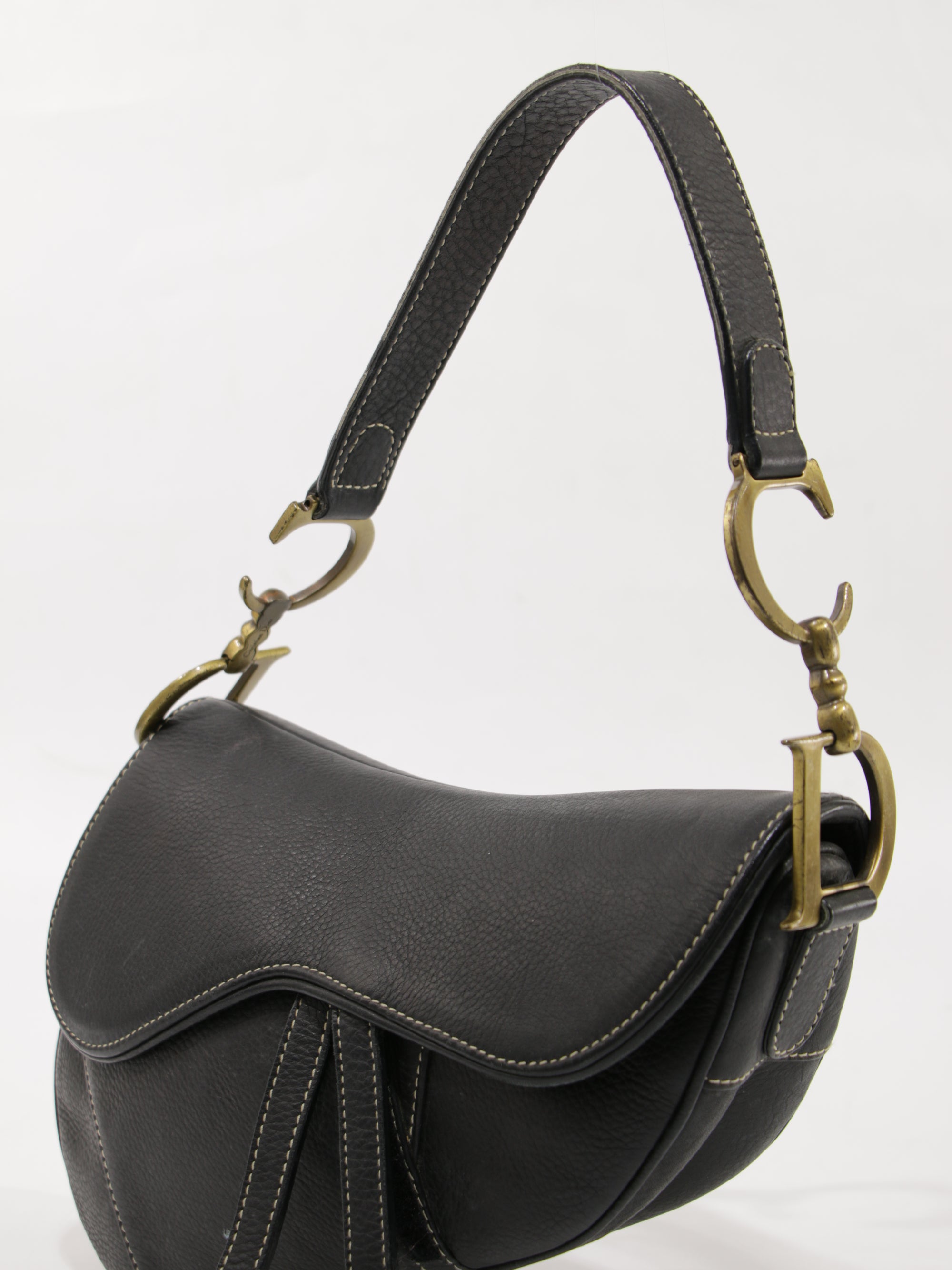 Saddle
