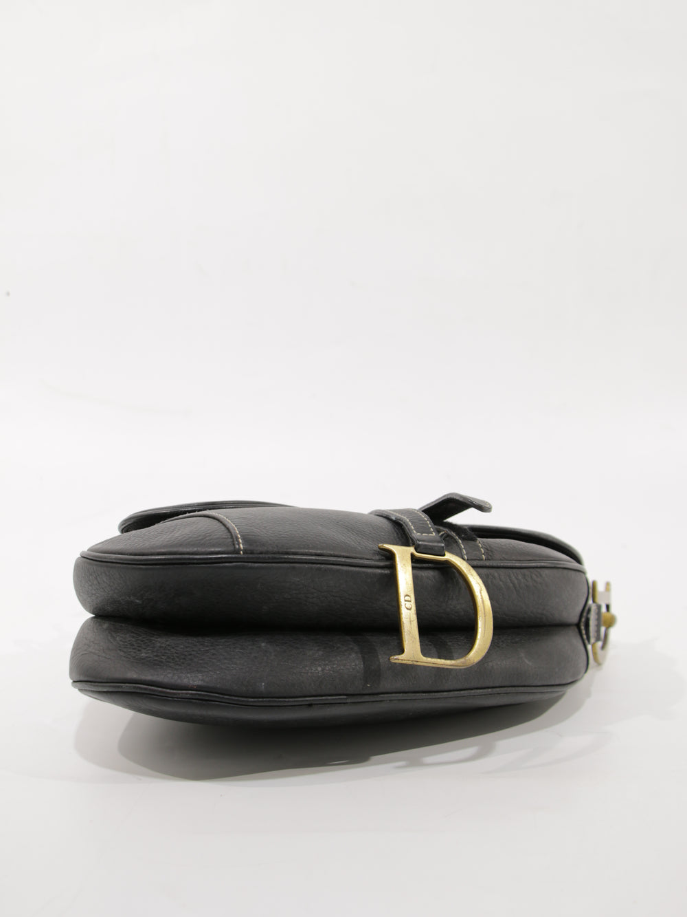 Saddle