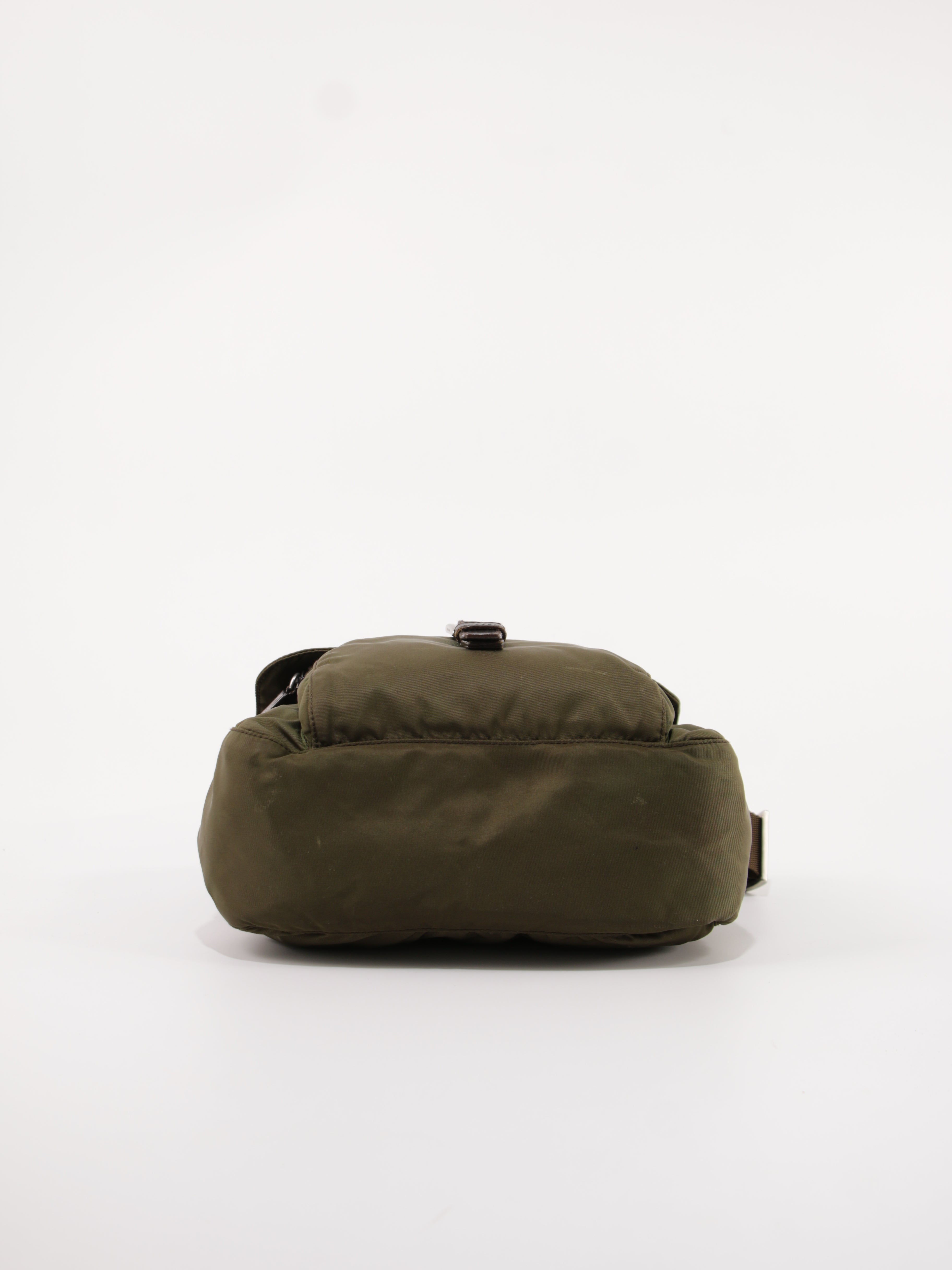 Single Buckle Messenger