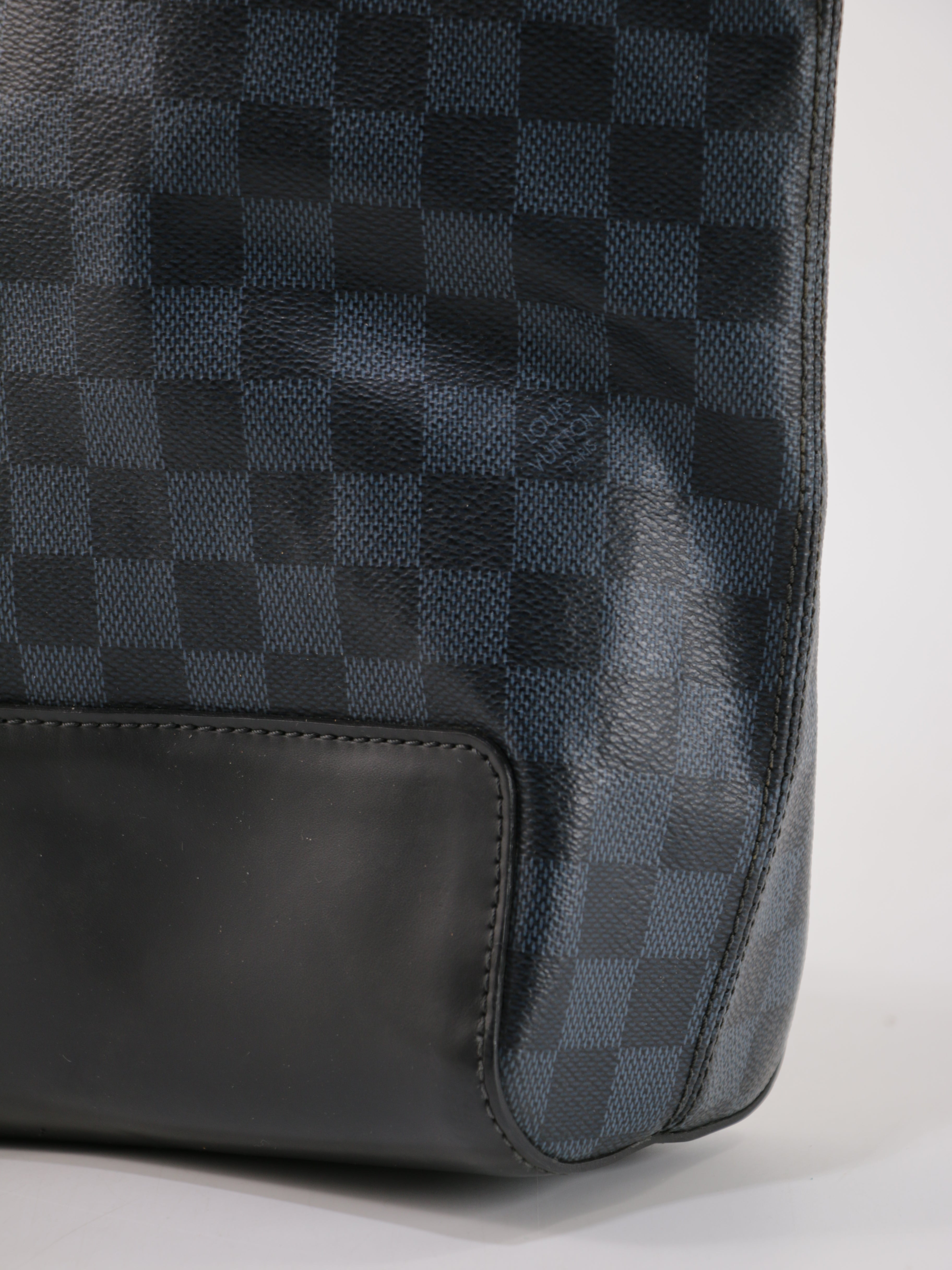 Louis Vuitton Hand Bag