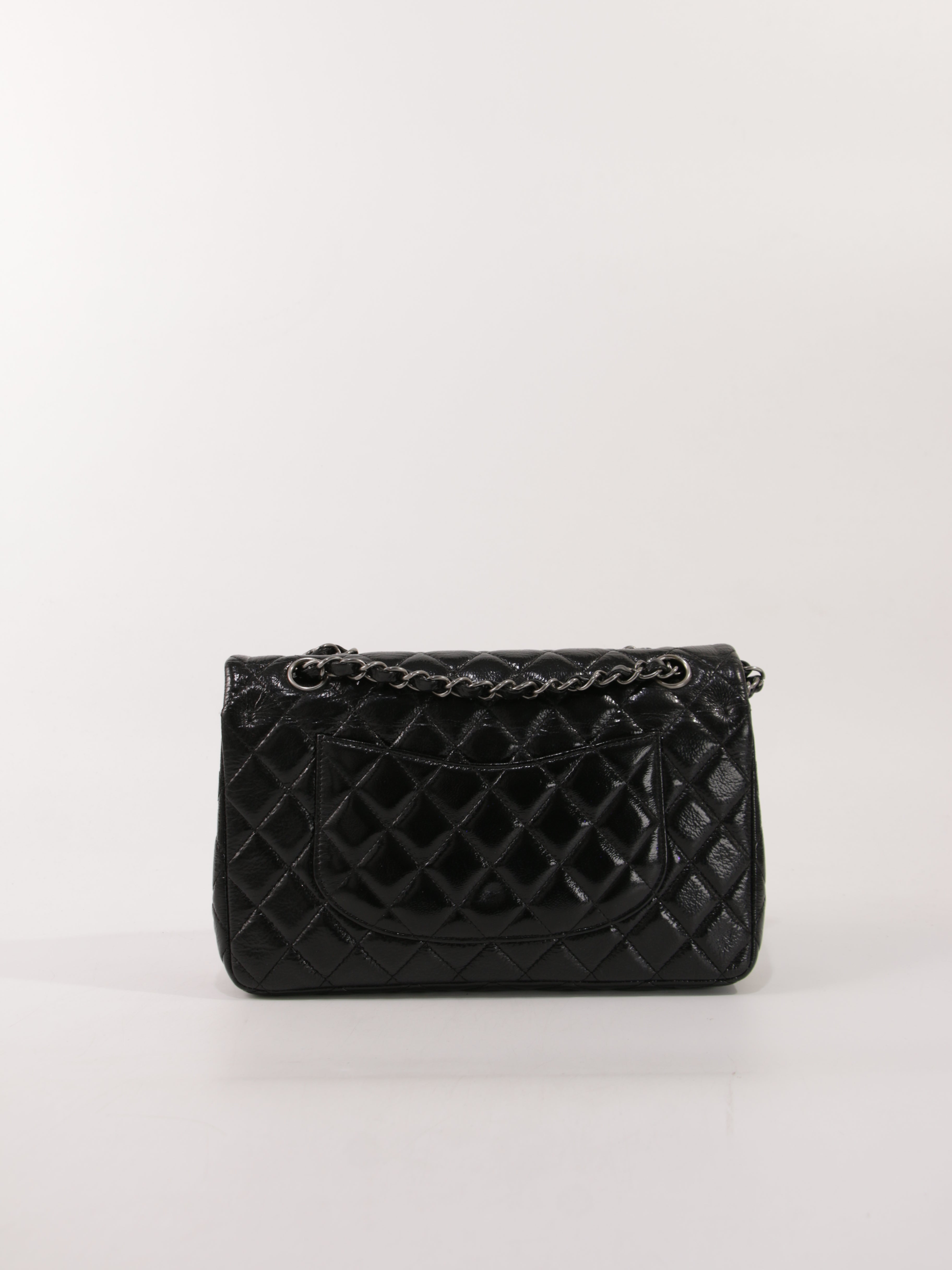 Medium Classic Flap