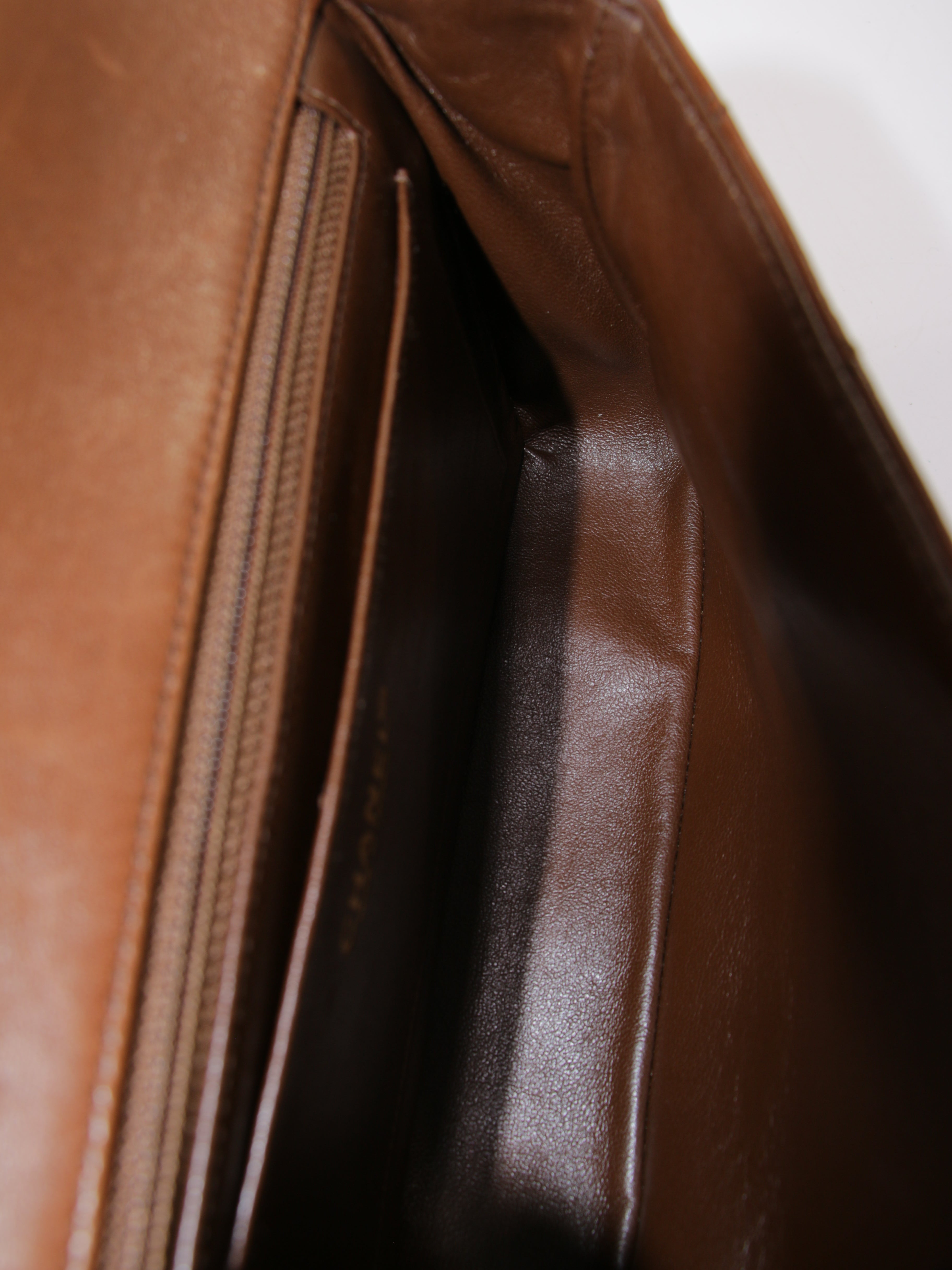 Medium Single Flap