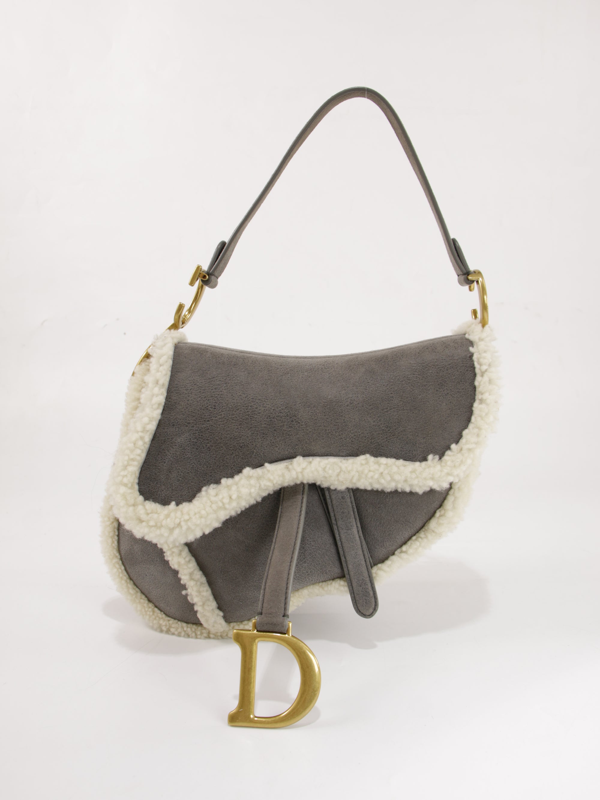 Saddle