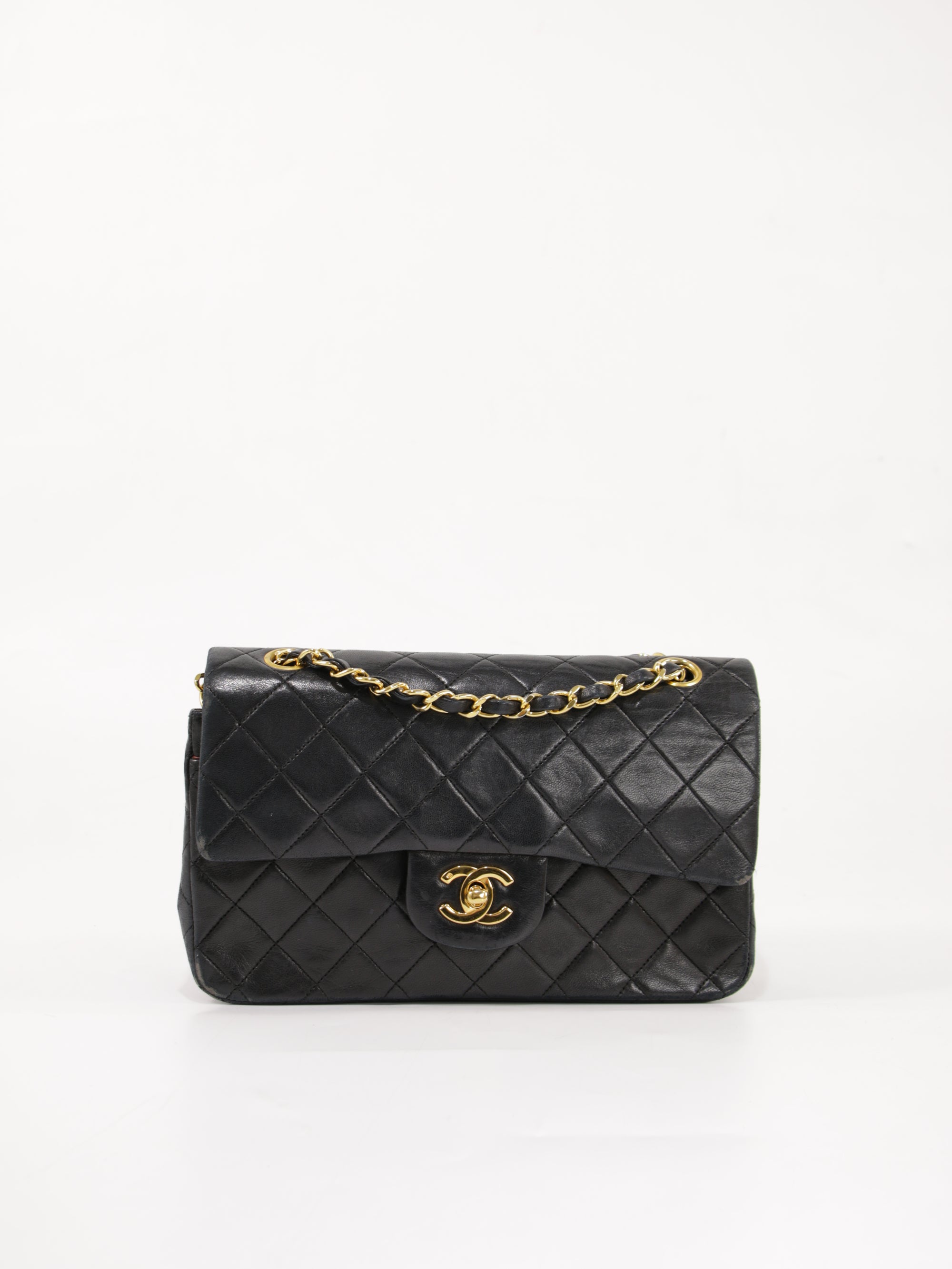 Small Classic Flap