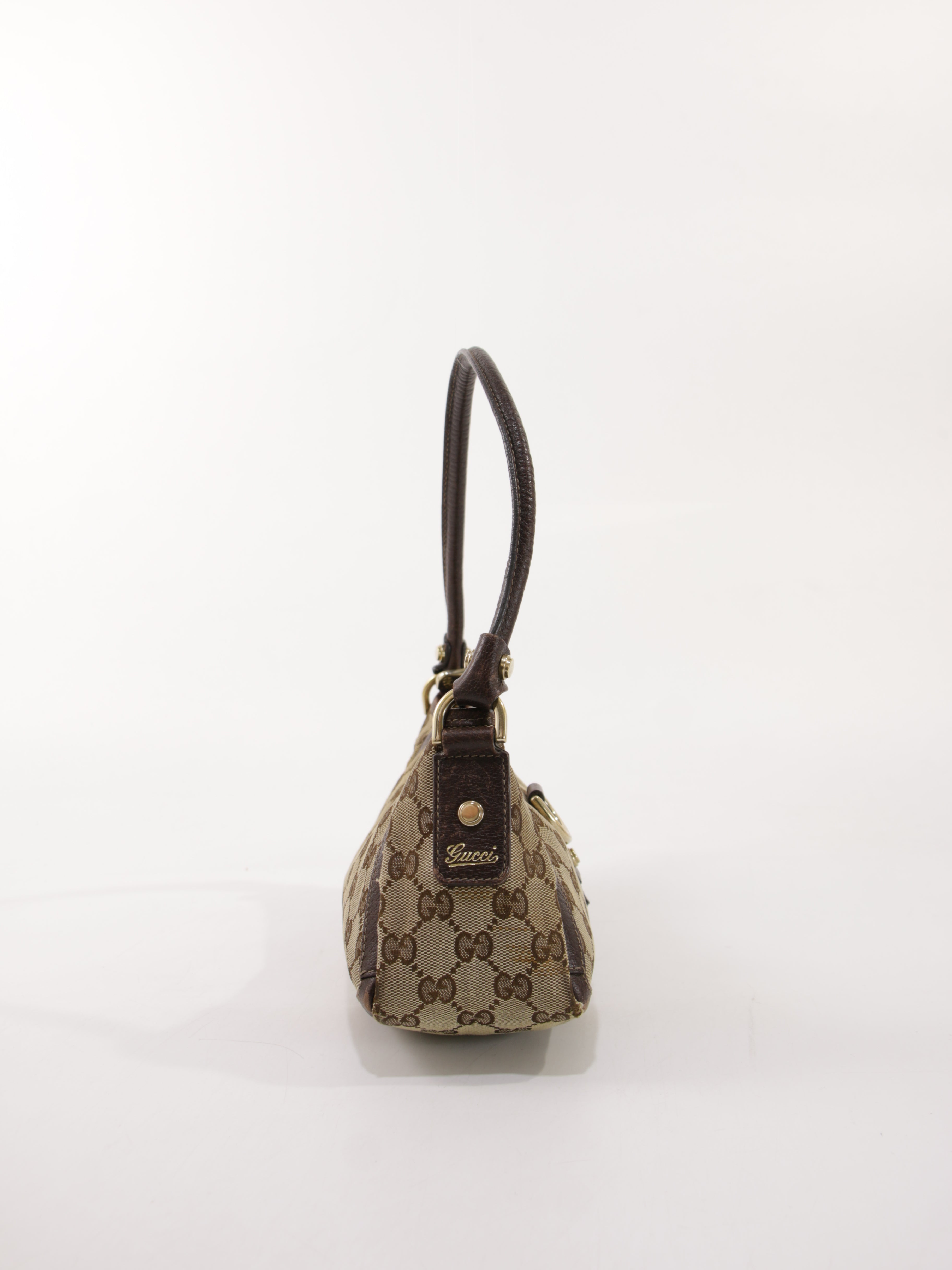 Abbey D-Ring Pochette
