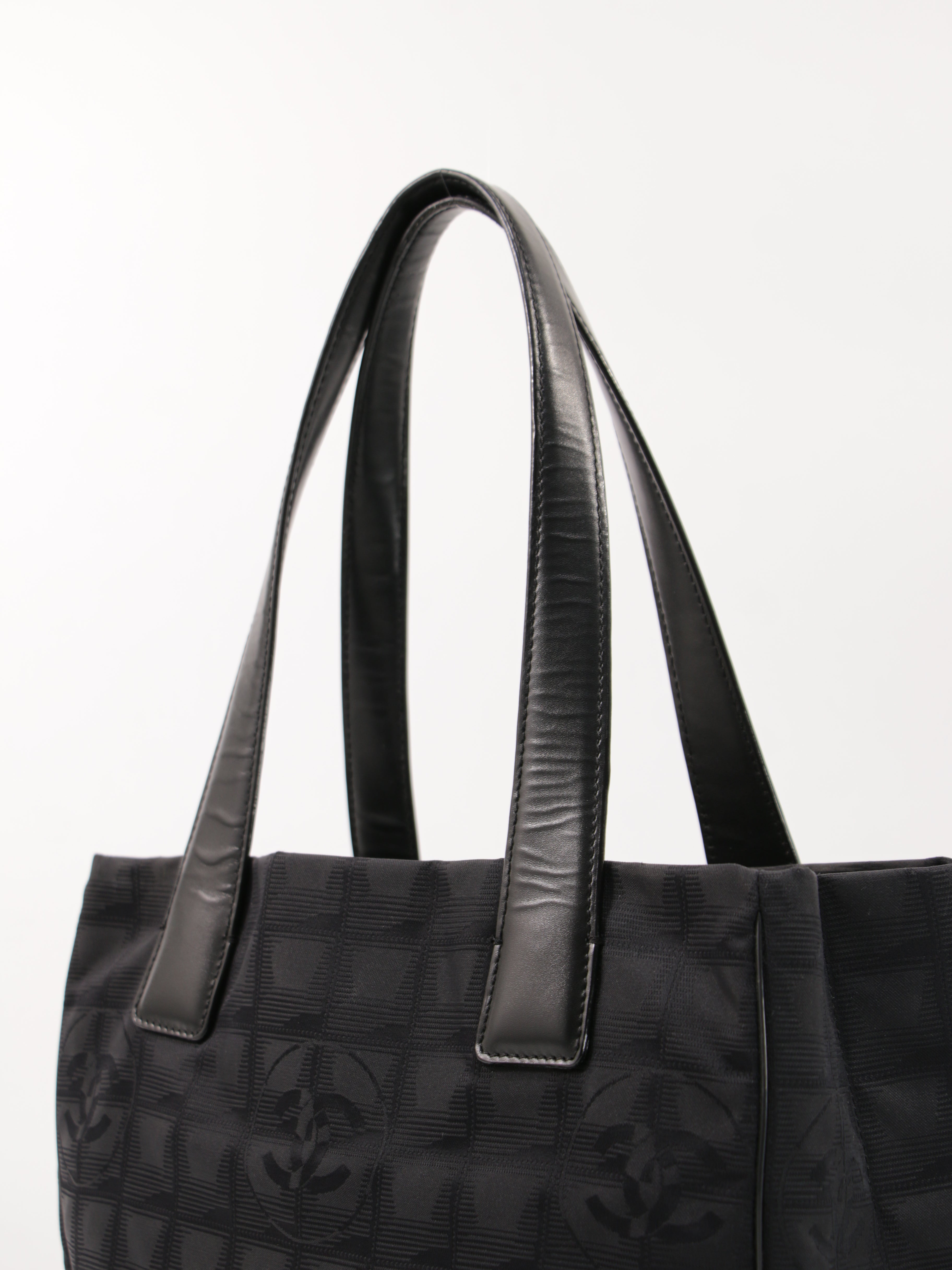 Small New Travel Line Tote