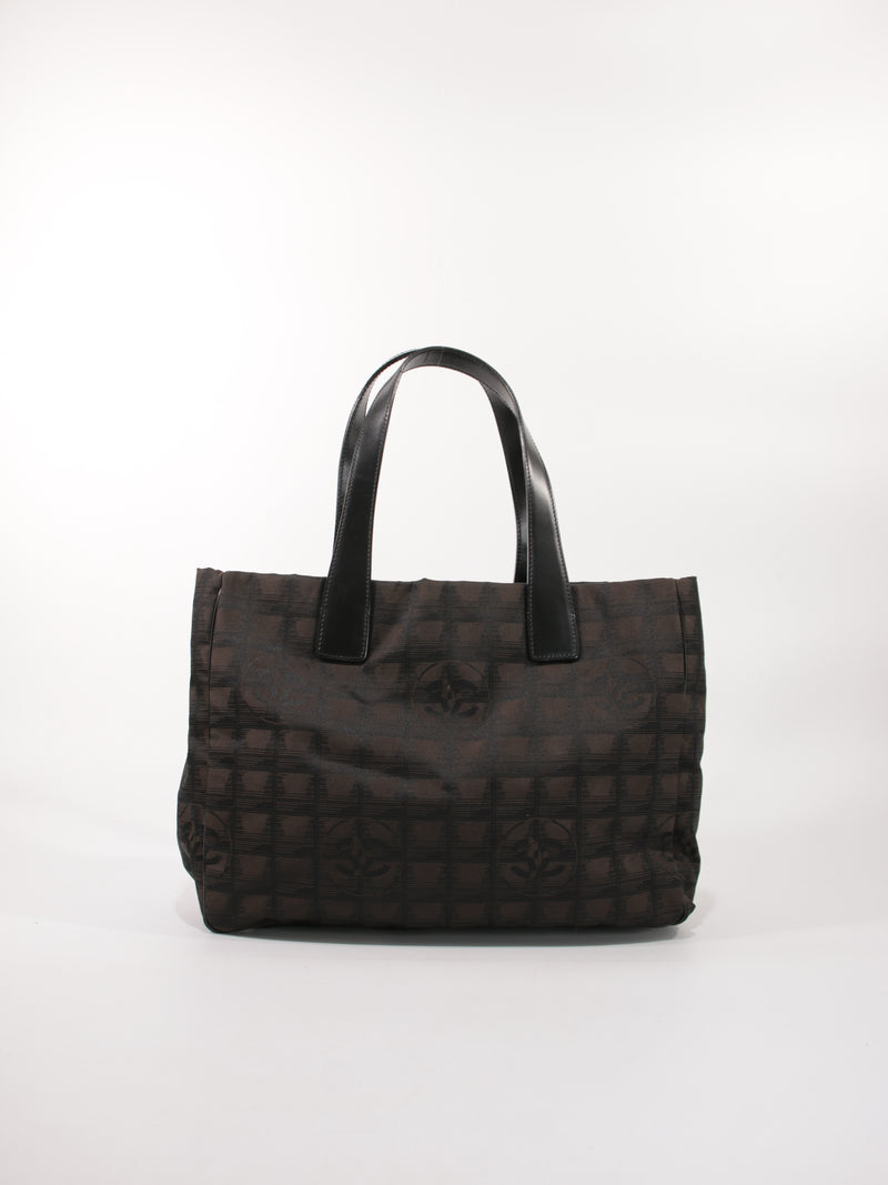 CHANEL - Travel Line