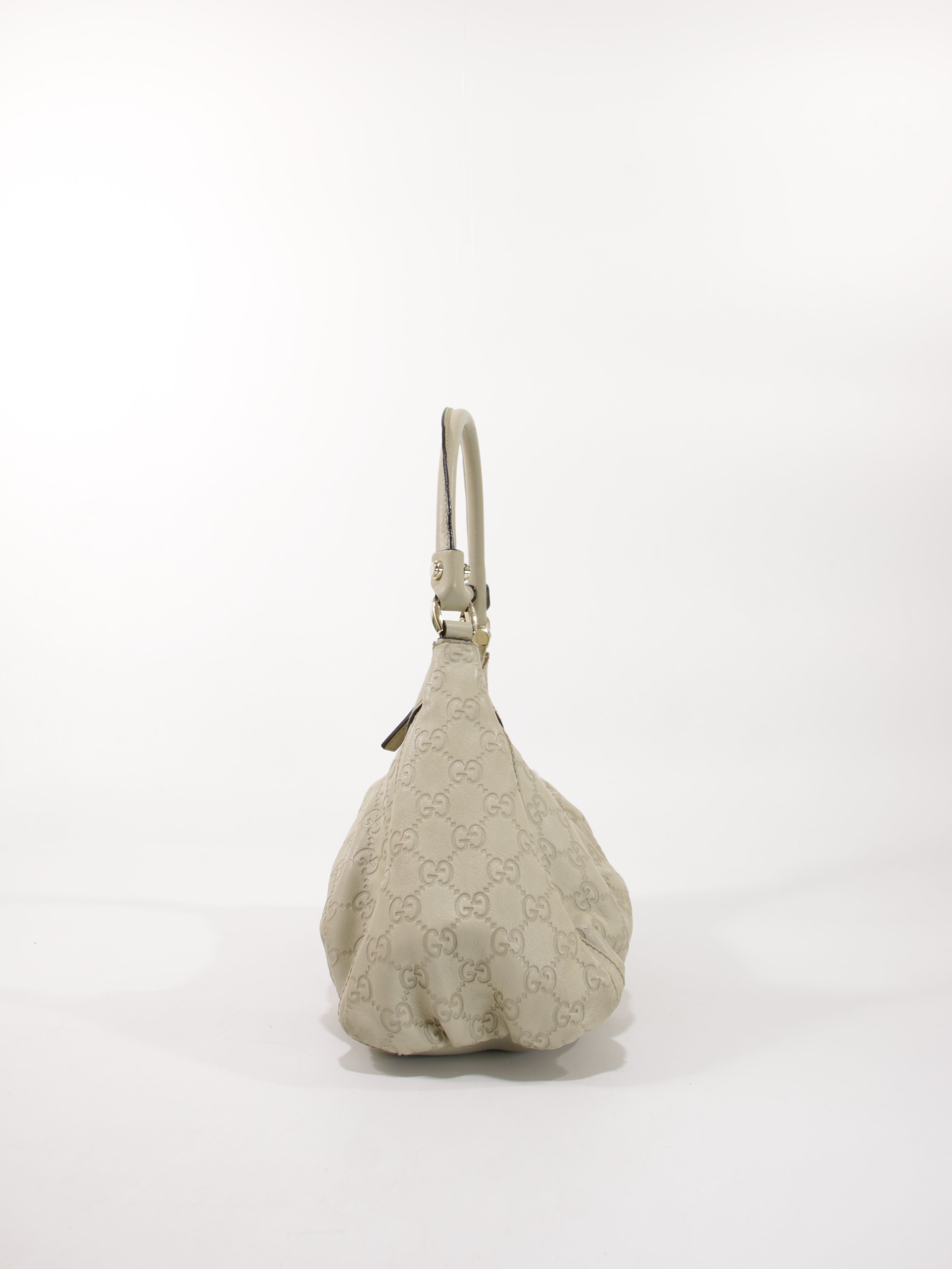 Abbey D-Ring Small