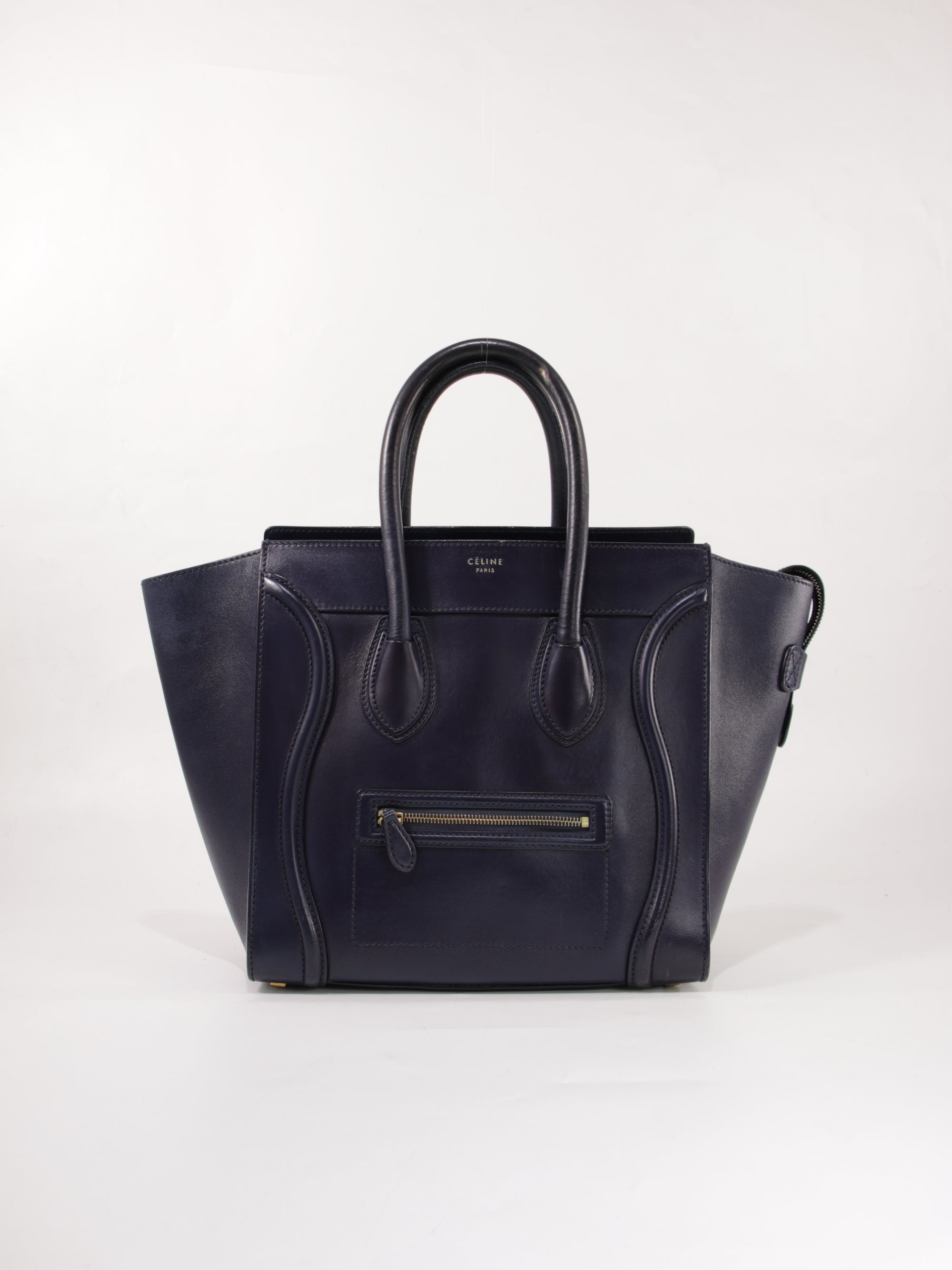 Medium luggage