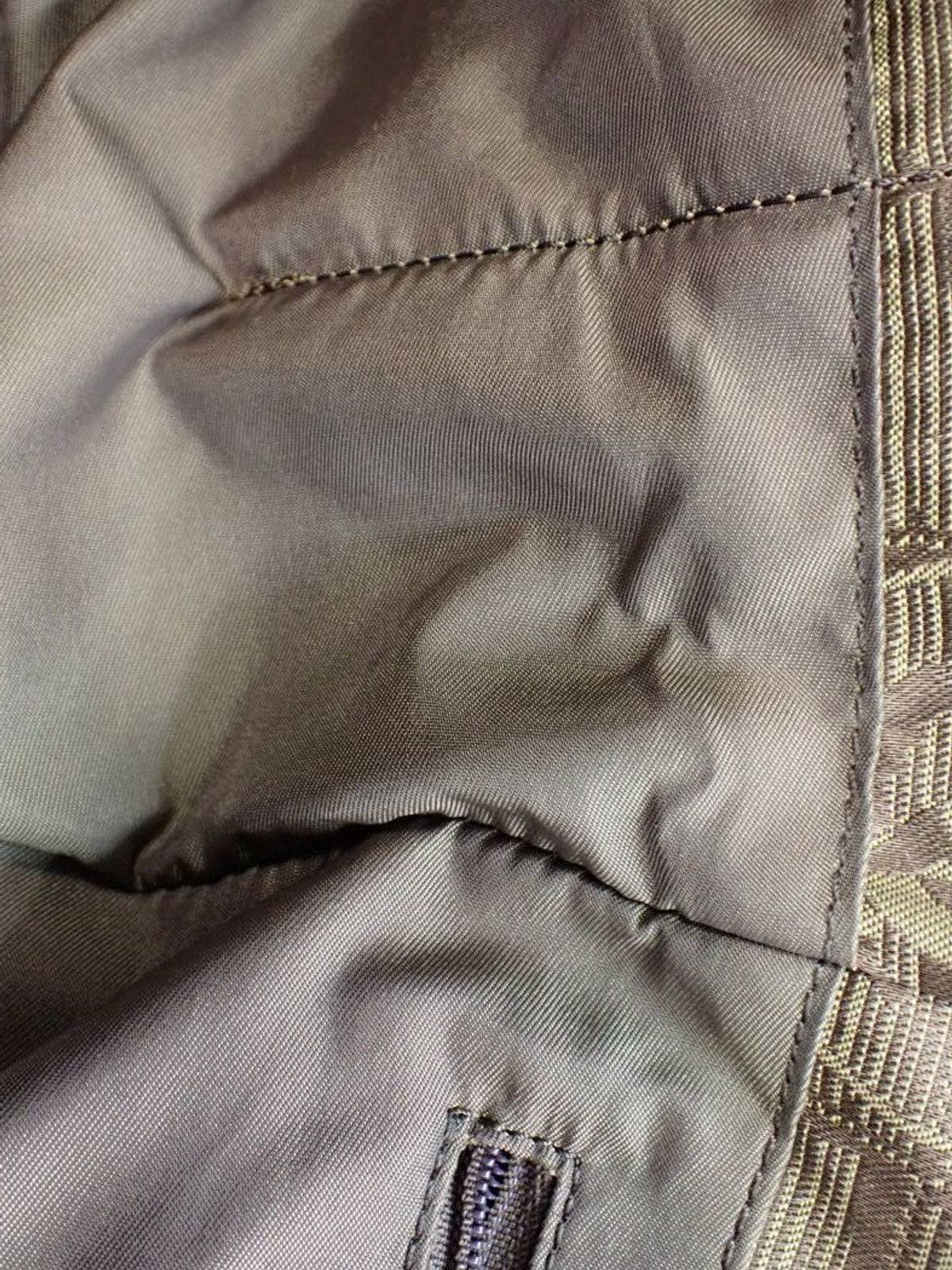 Medium New Travel Line Tote