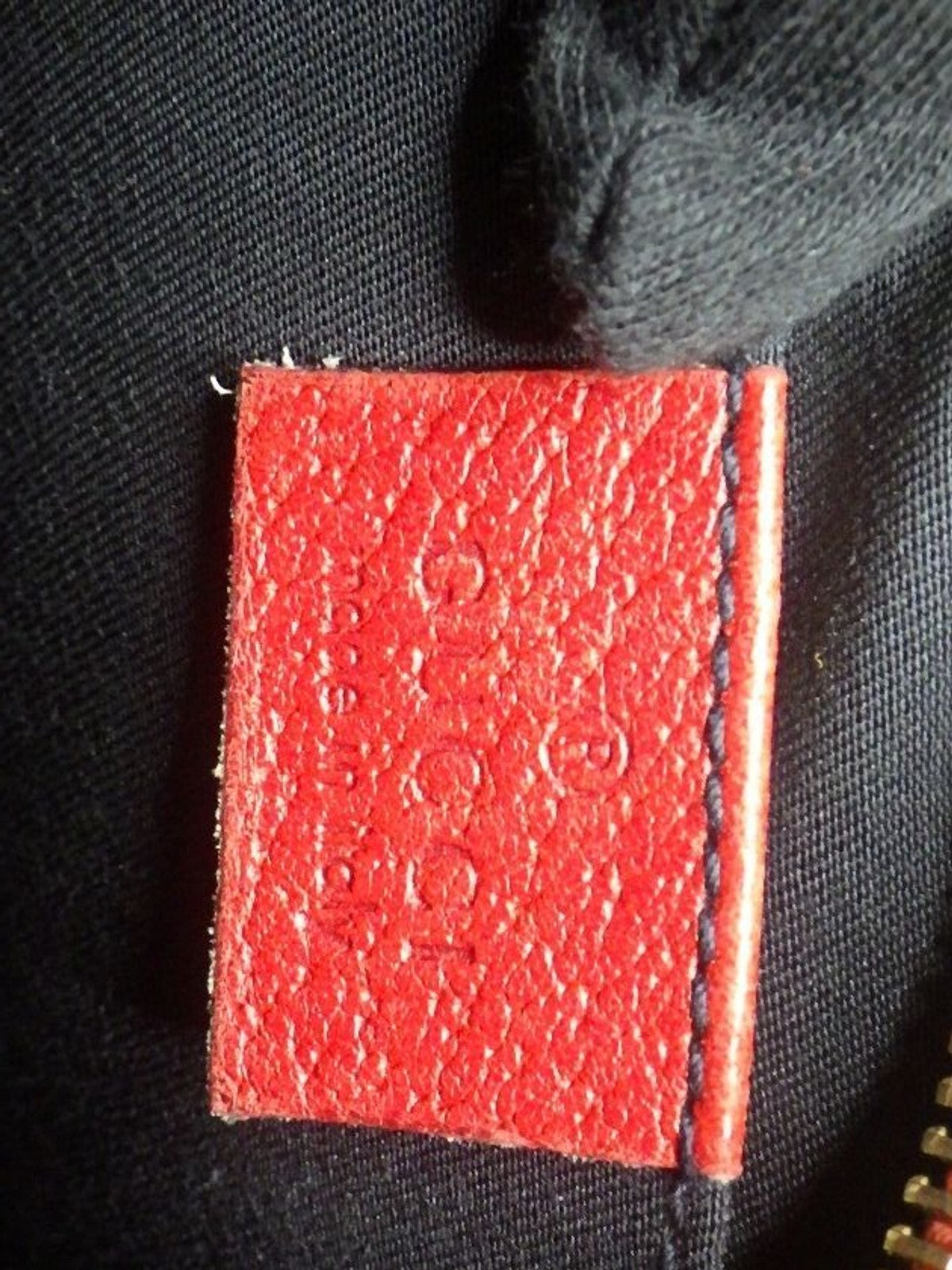 Abbey D-Ring Pochette