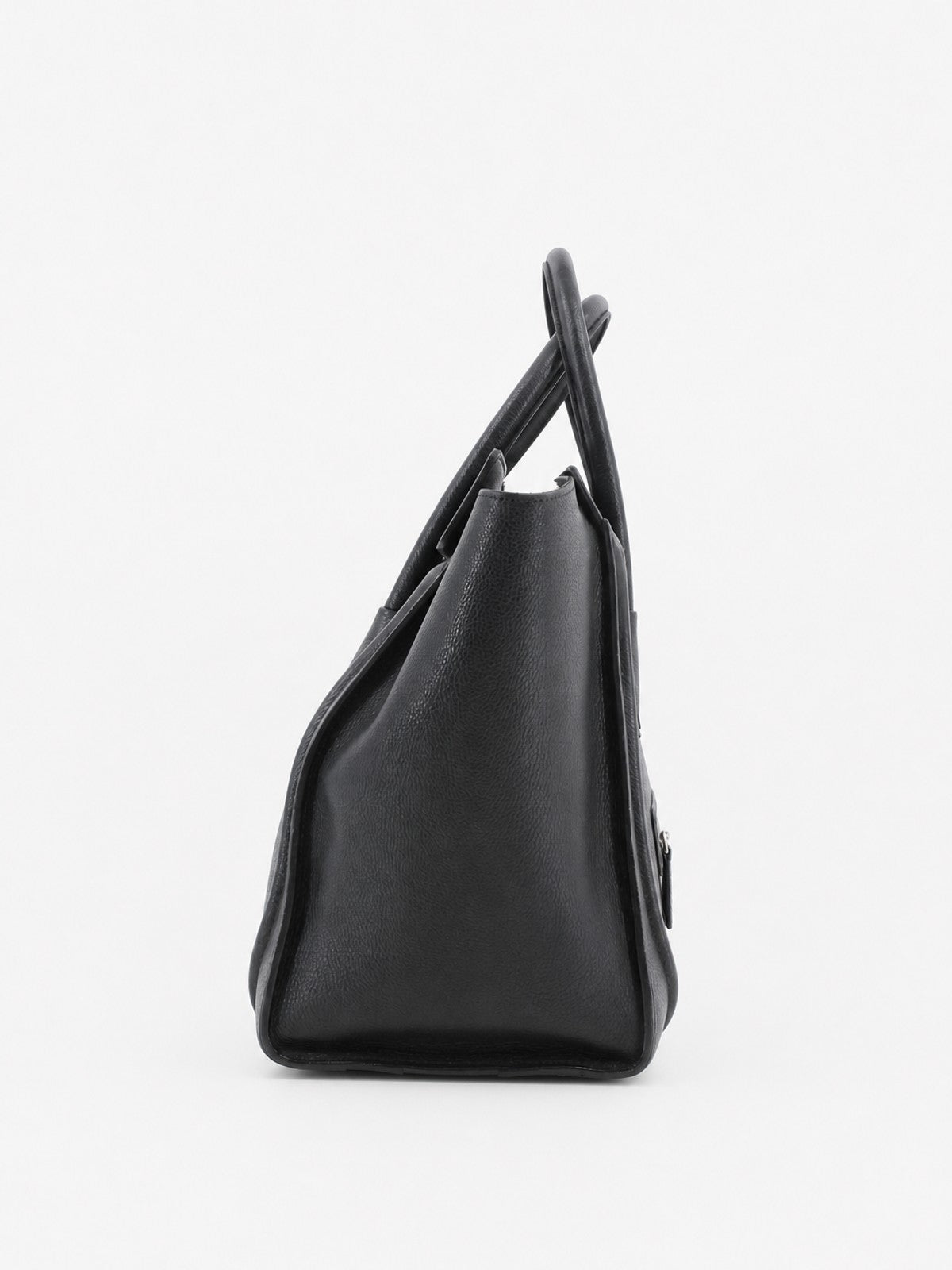 Medium Luggage