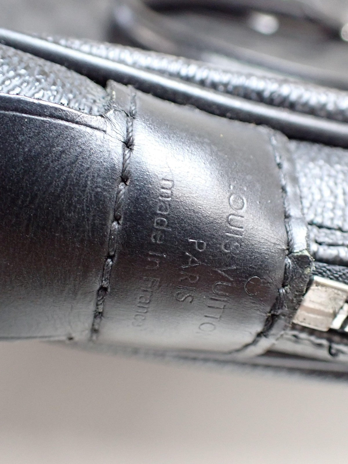 Louis Vuitton Port Documents Voyage GM