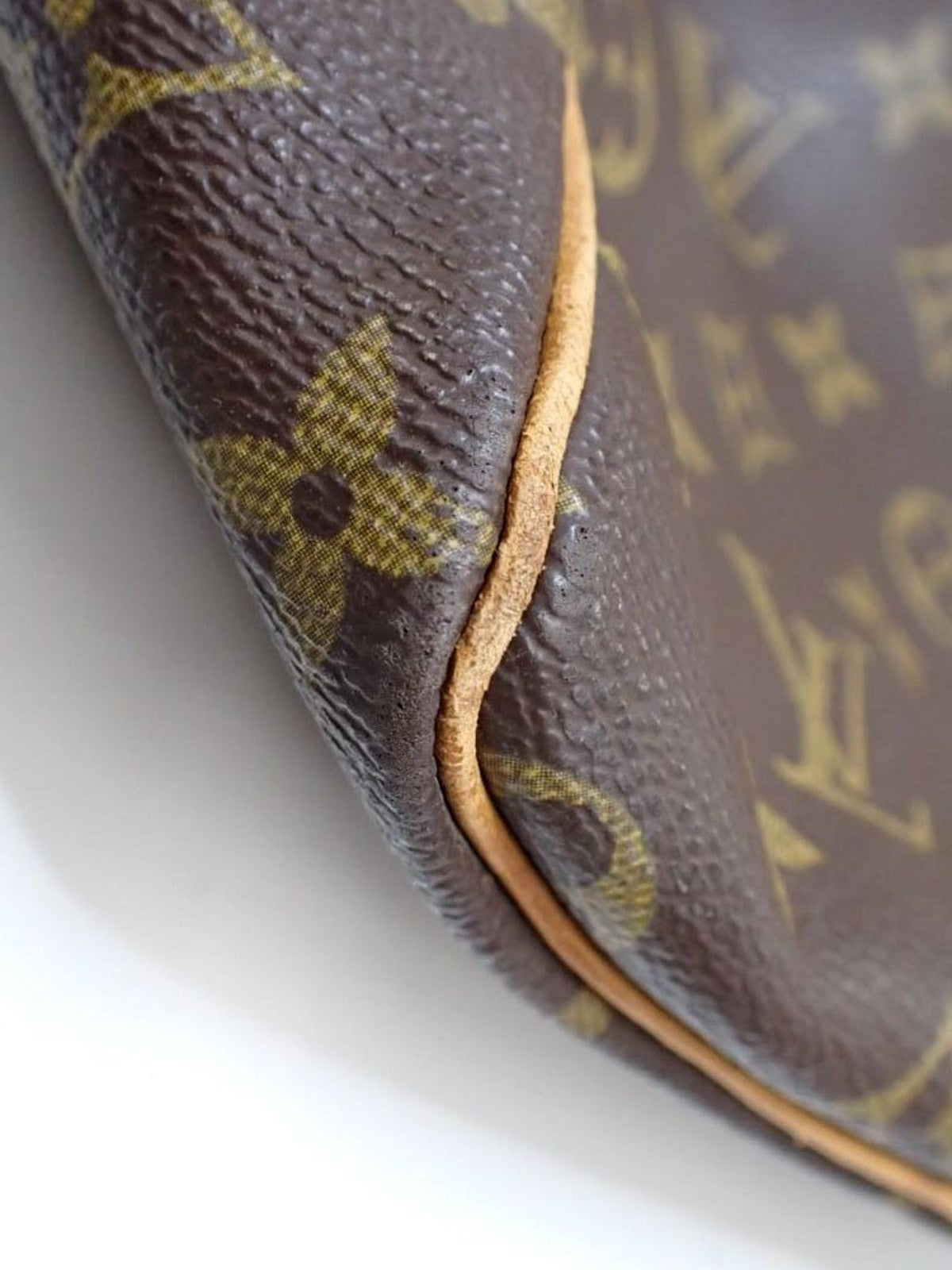 Louis Vuitton Keepall 60