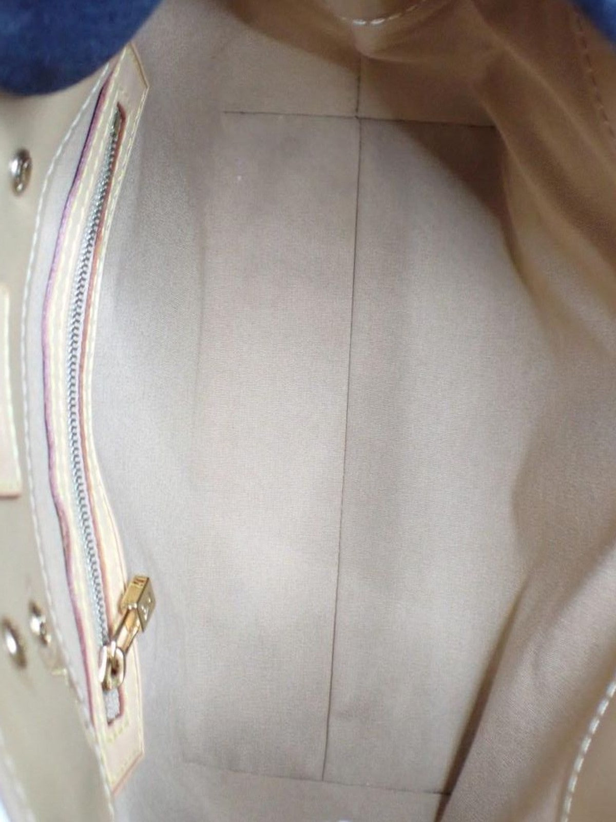 Louis Vuitton Reade PM